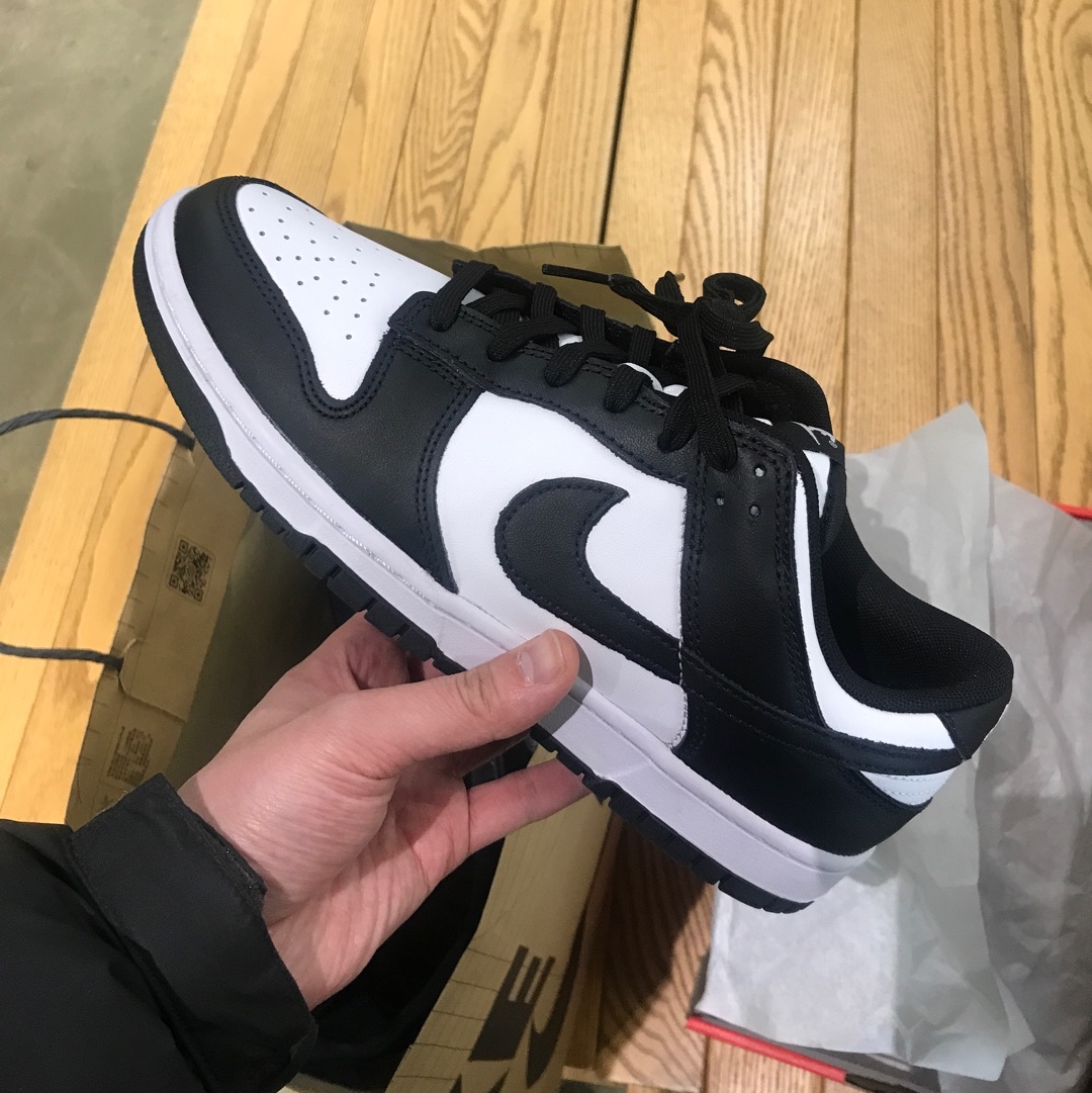 Nike Dunk Low Retro Black 착용 스타일