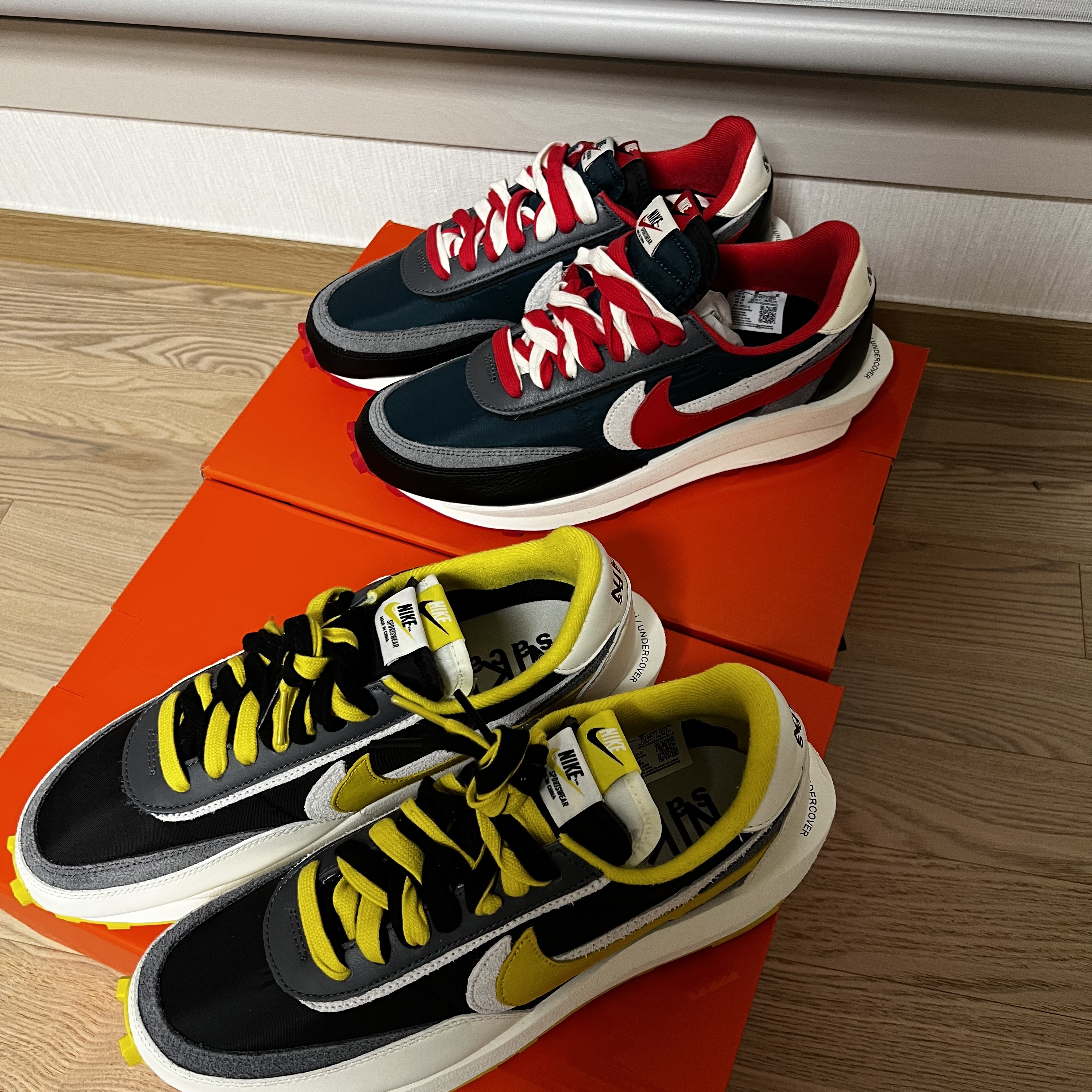 Nike x Sacai x Undercover LDWaffle Black Bright Citron, Nike x Sacai x Undercover LDWaffle Midnight Spruce University Red 착용 스타일 - 2