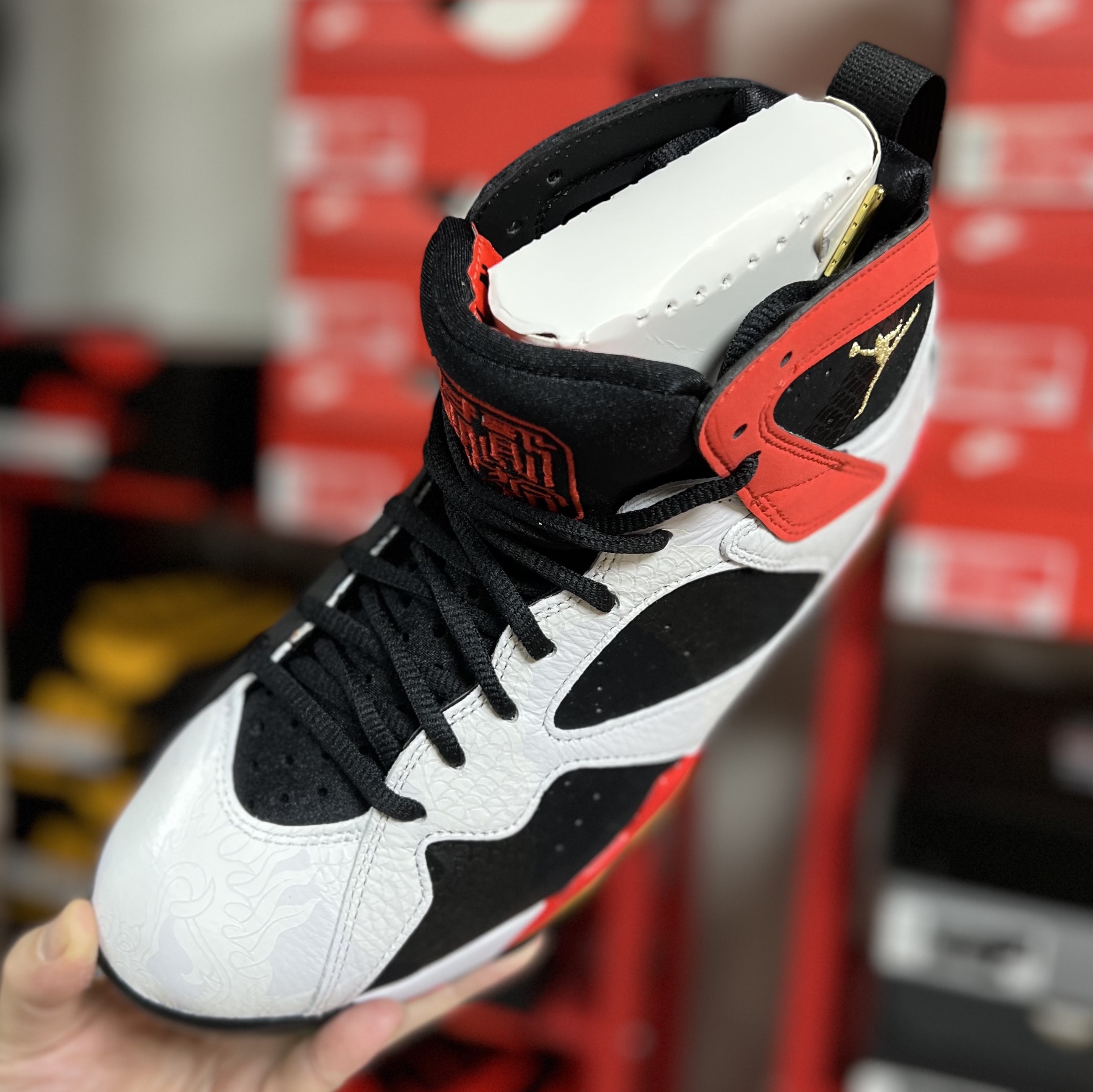 Jordan 7 Retro GC Chile Red 착용 스타일 - 1
