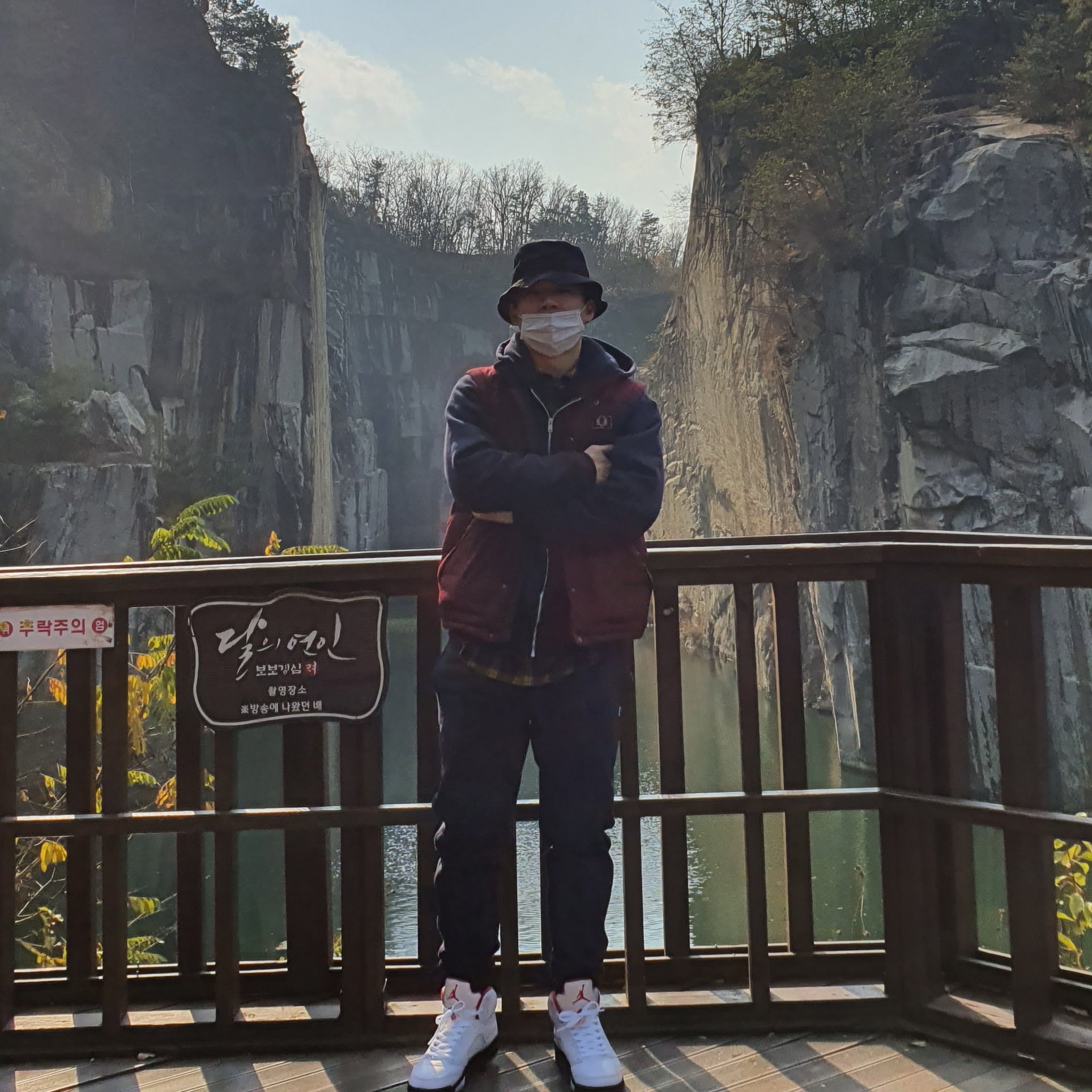 Jordan Jumpman Washed Bucket Hat Black, Jordan 5 Retro Fire Red Silver Tongue 2020 착용 스타일