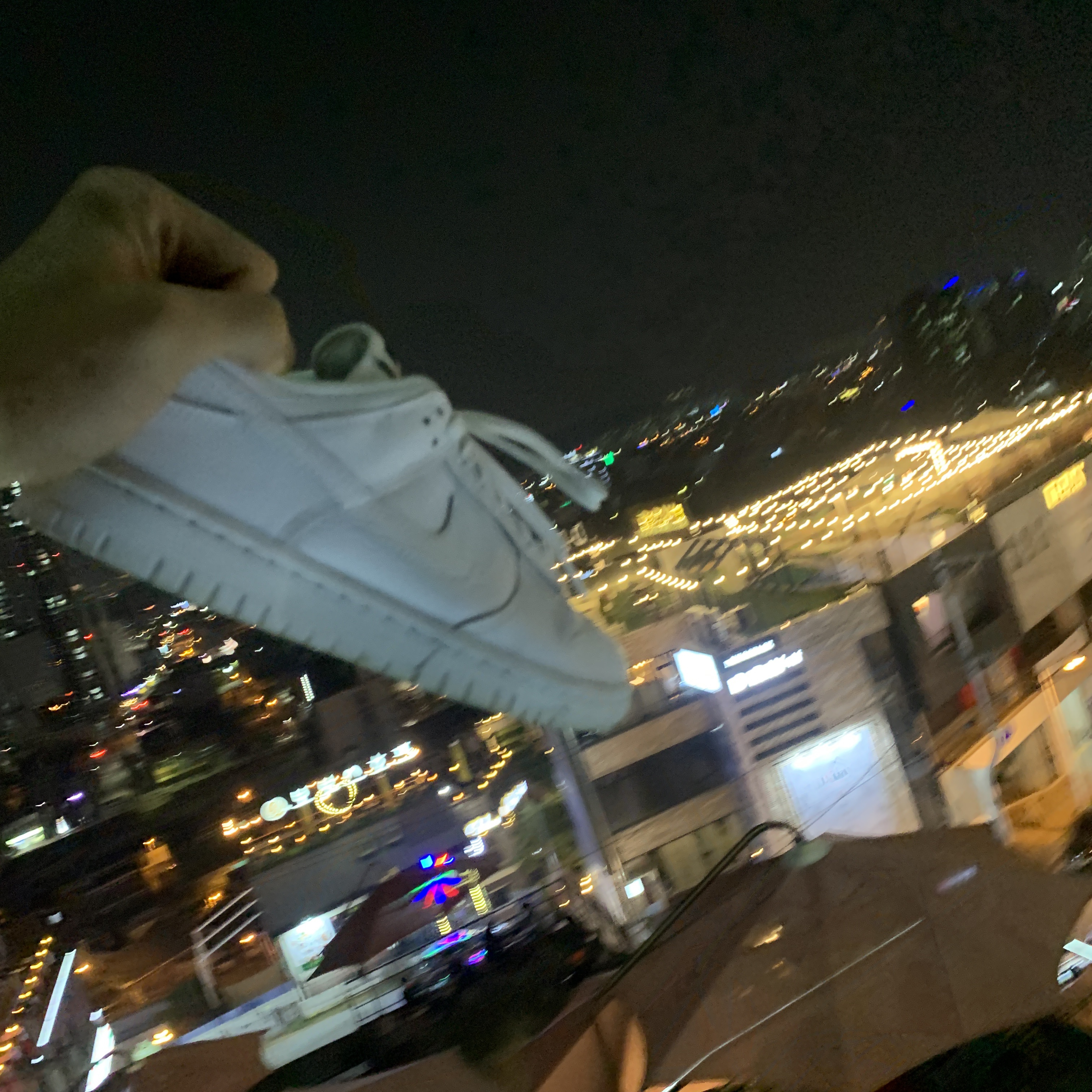 (W) Nike Dunk Low Triple White 착용 스타일 - 2