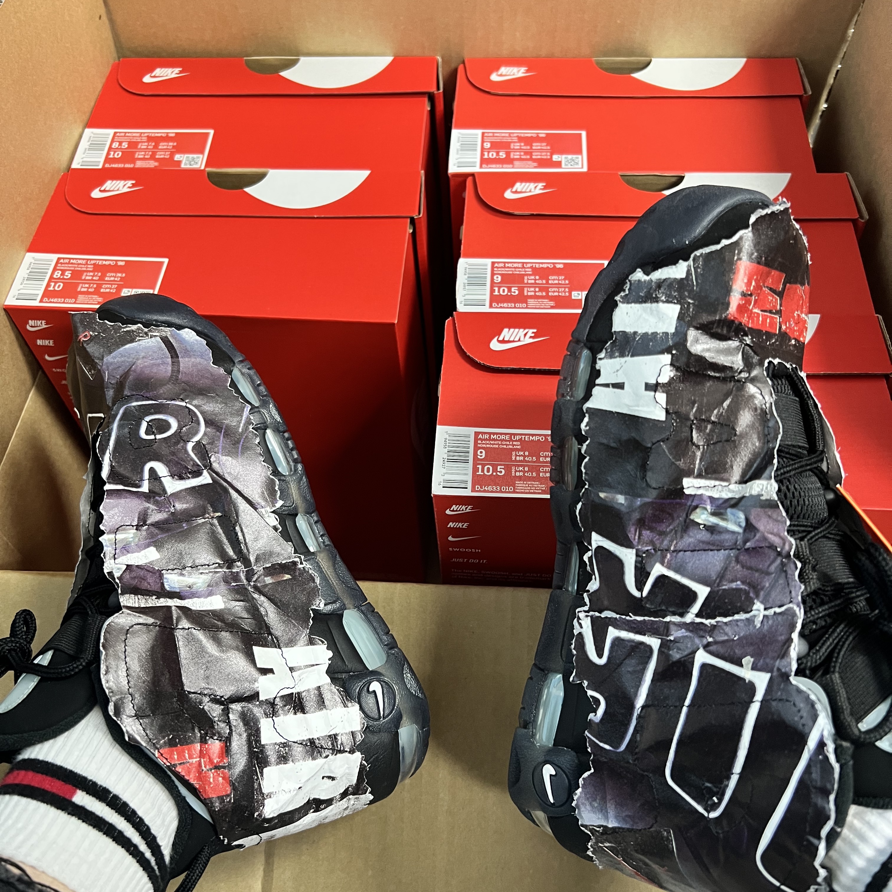 Nike Air More Uptempo 96 Maximum Volume 착용 스타일