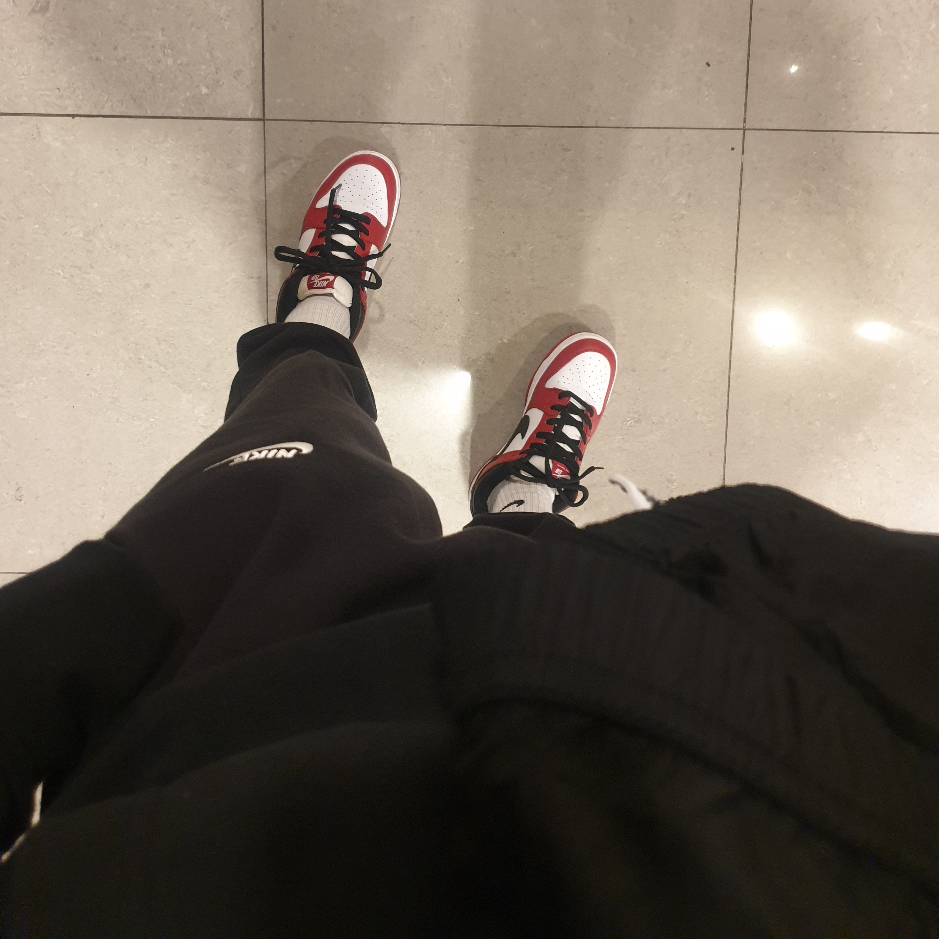 Nike SB Dunk Low Pro Chicago 착용 스타일