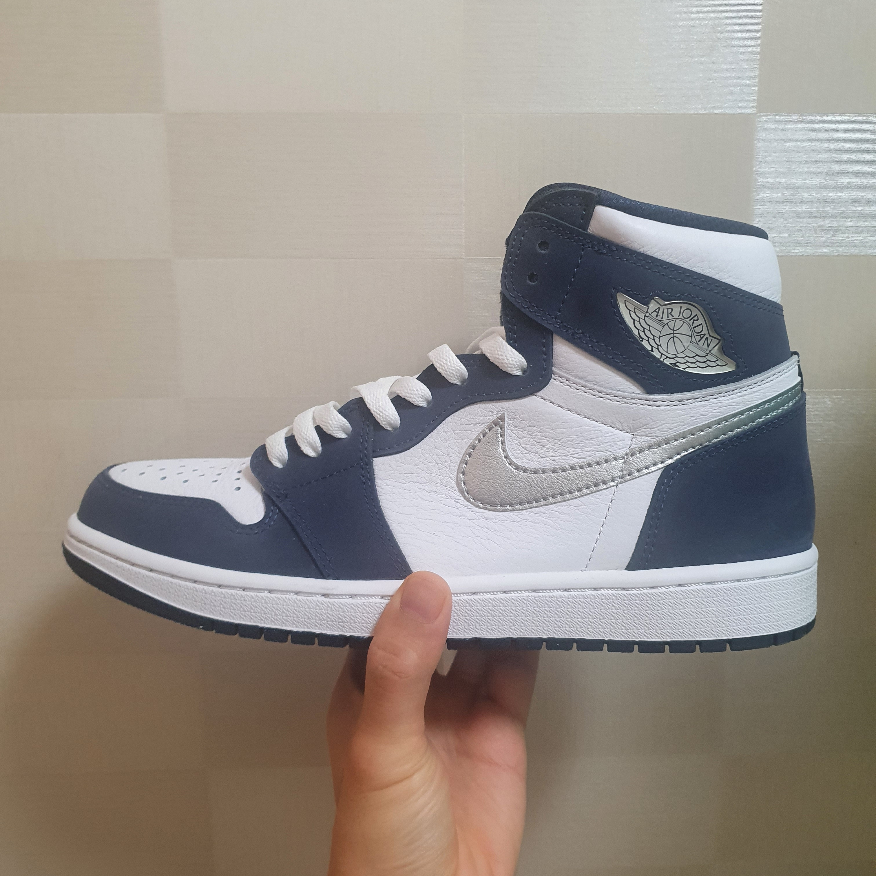 Jordan 1 Retro High OG CO.JP Midnight Navy 착용 스타일