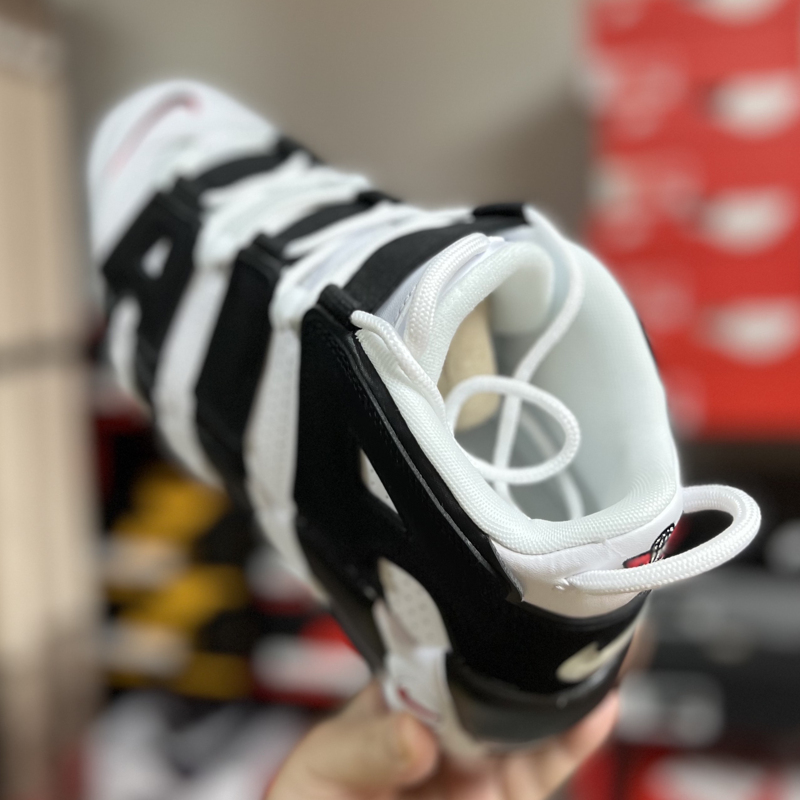 Nike Air More Uptempo Scottie Pippen 착용 스타일 - 2