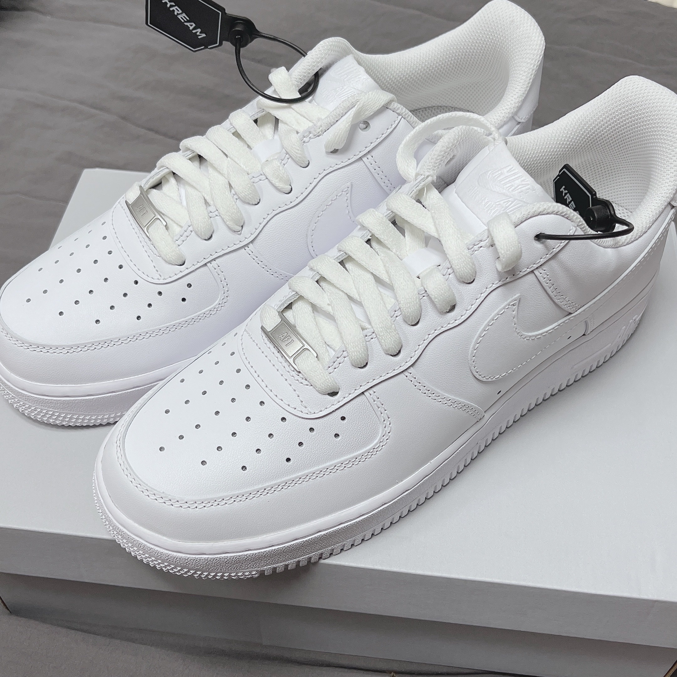 Nike Air Force 1 '07 Low White 착용 스타일