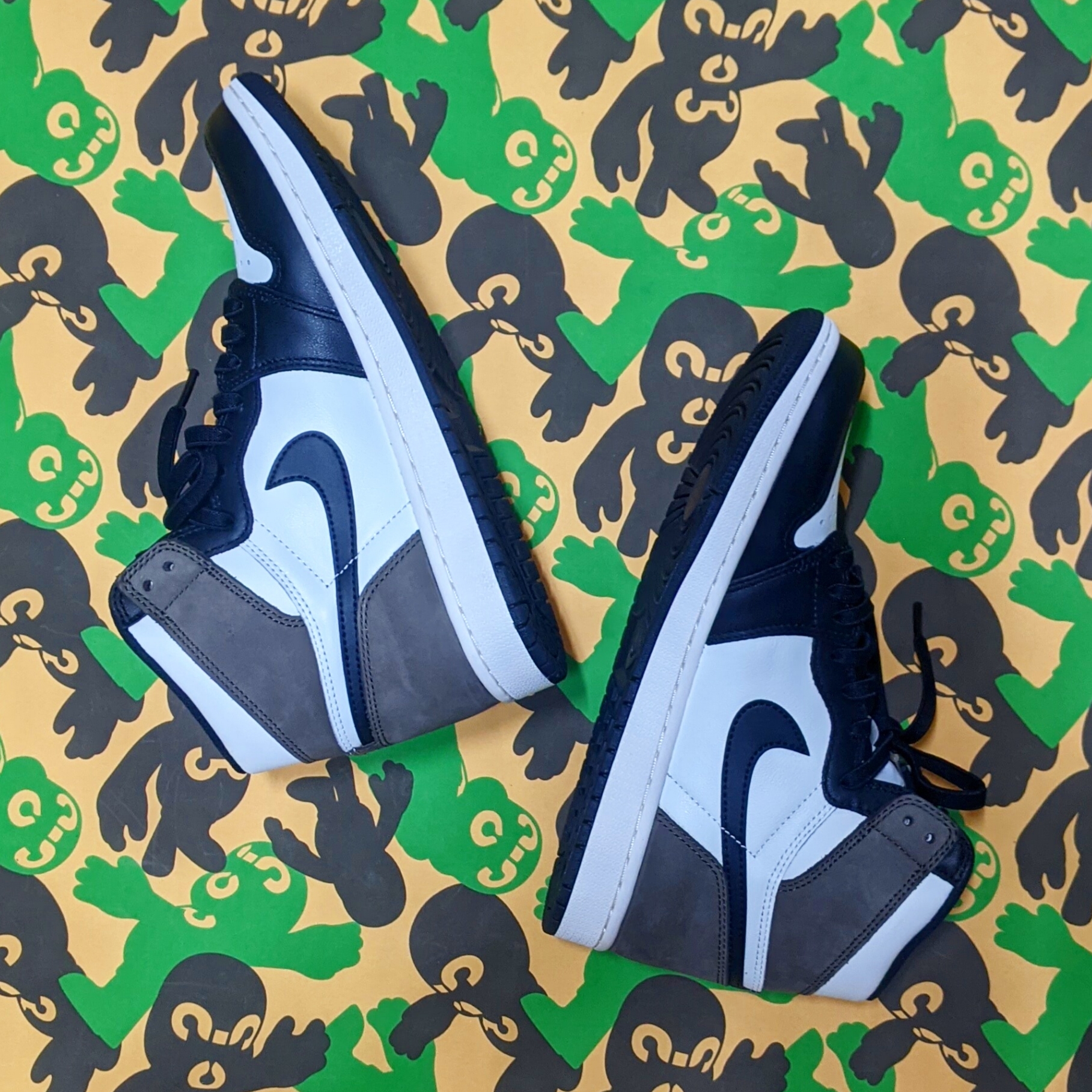 Jordan 1 Retro High OG Black Mocha 착용 스타일