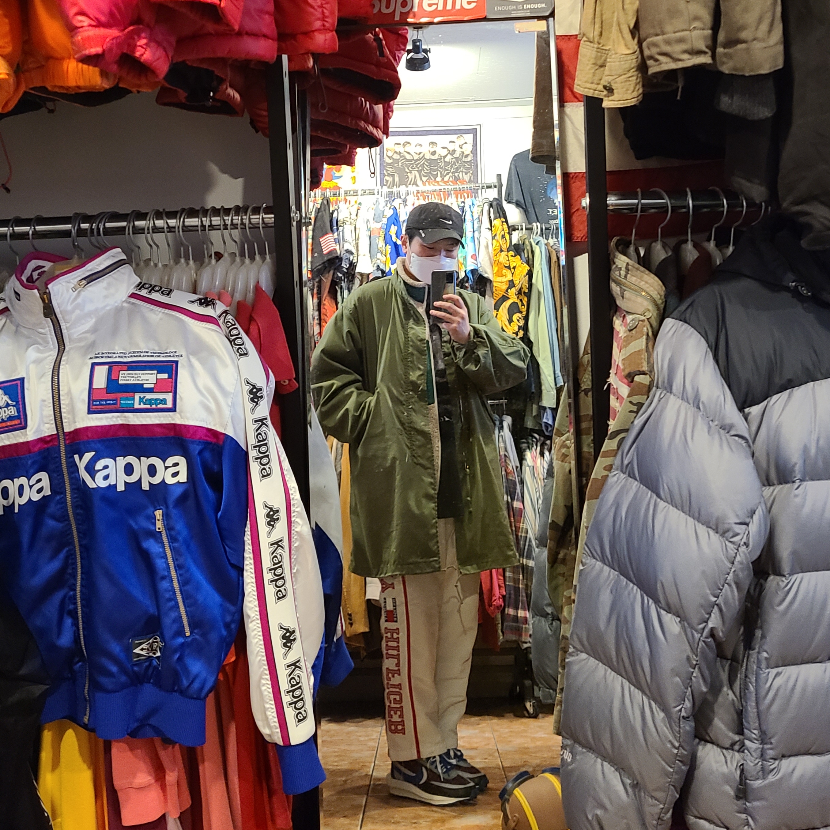 Nike x Sacai x Undercover LDWaffle Night Maroon Team Royal 착용 스타일
