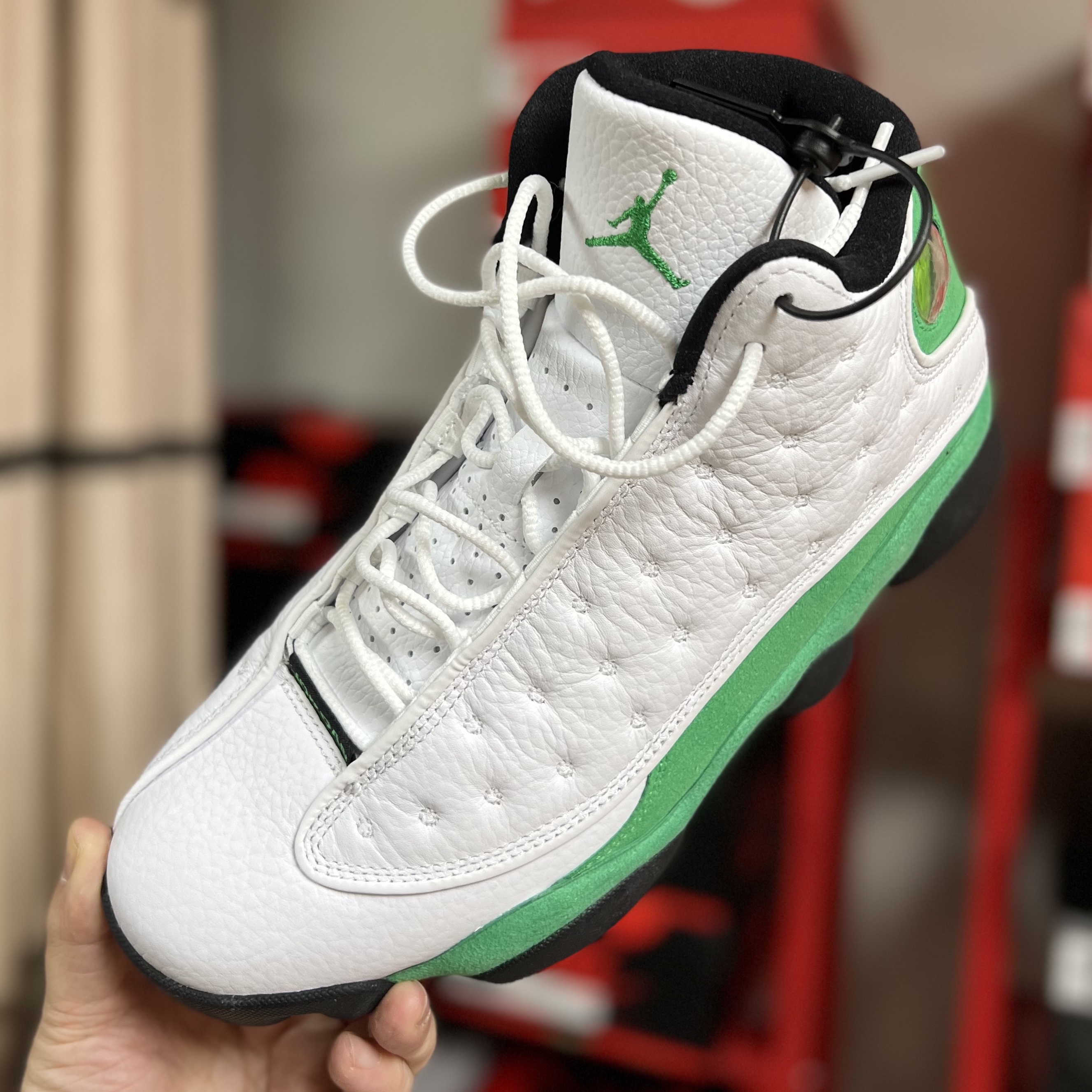 Jordan 13 Retro Lucky Green 착용 스타일 - 1