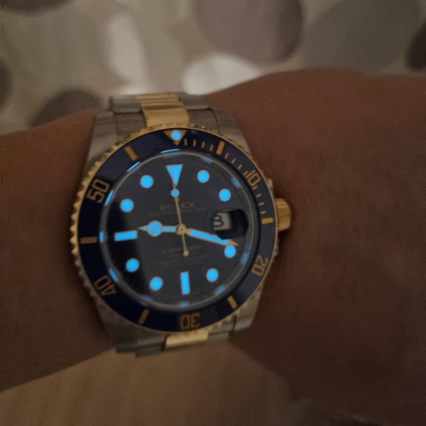 Rolex Submariner Date 40mm 116613LB Royal Blue Oyster, Rolex Submariner 40mm 114060 Black Oyster 착용 스타일 - 2