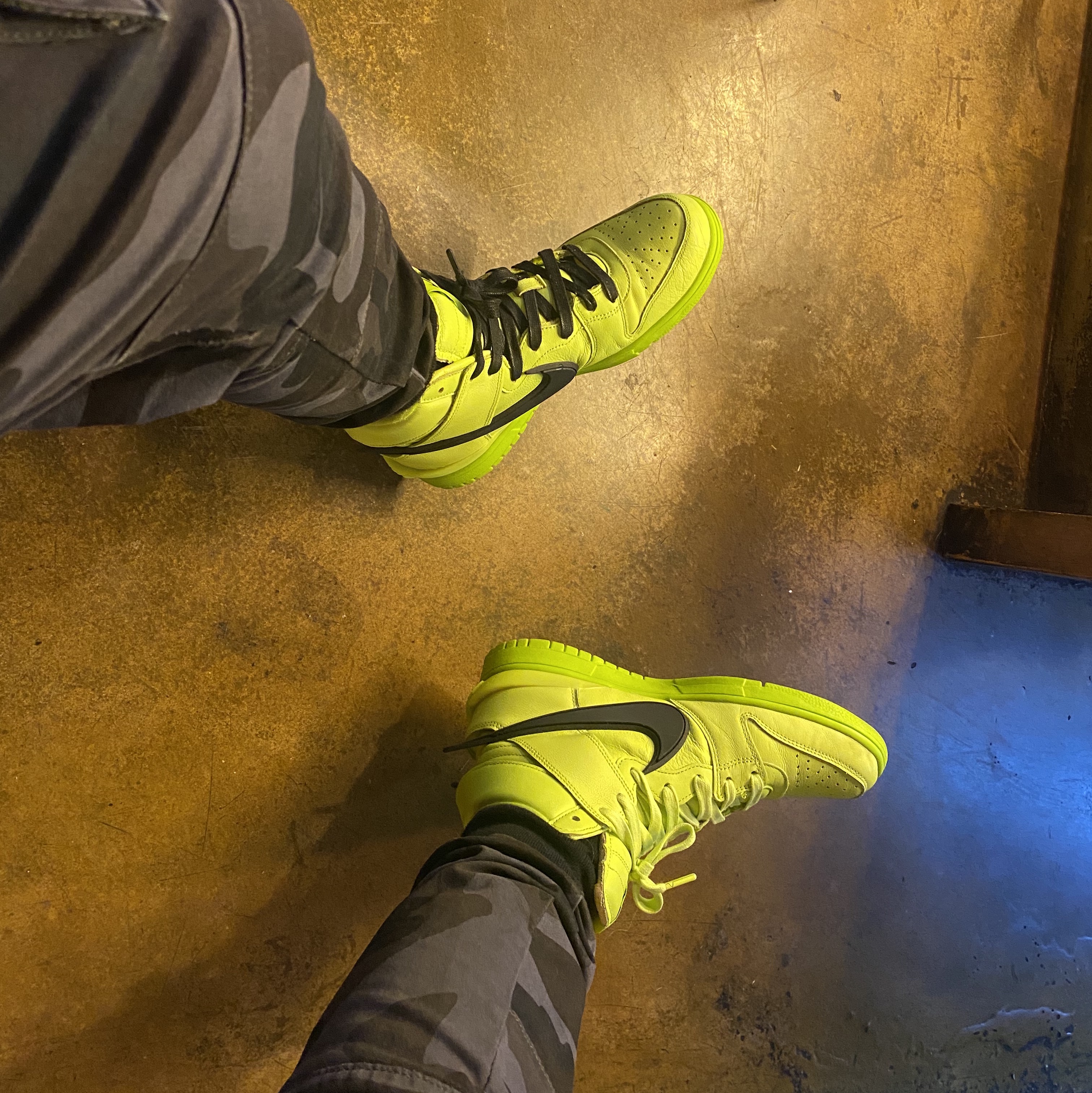 Nike x Ambush Dunk High Flash Lime 착용 스타일