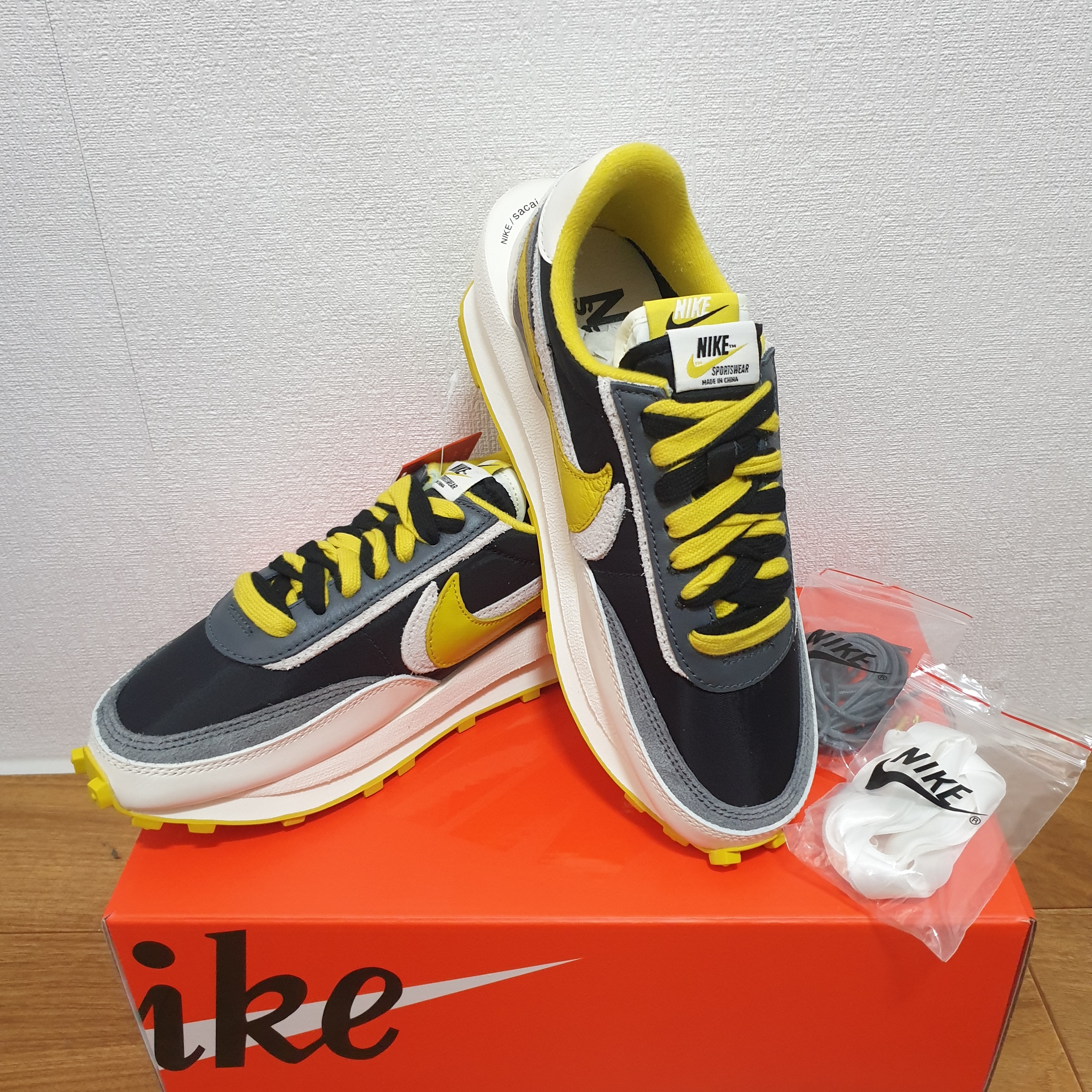 Nike x Sacai x Undercover LDWaffle Black Bright Citron 착용 스타일 - 2