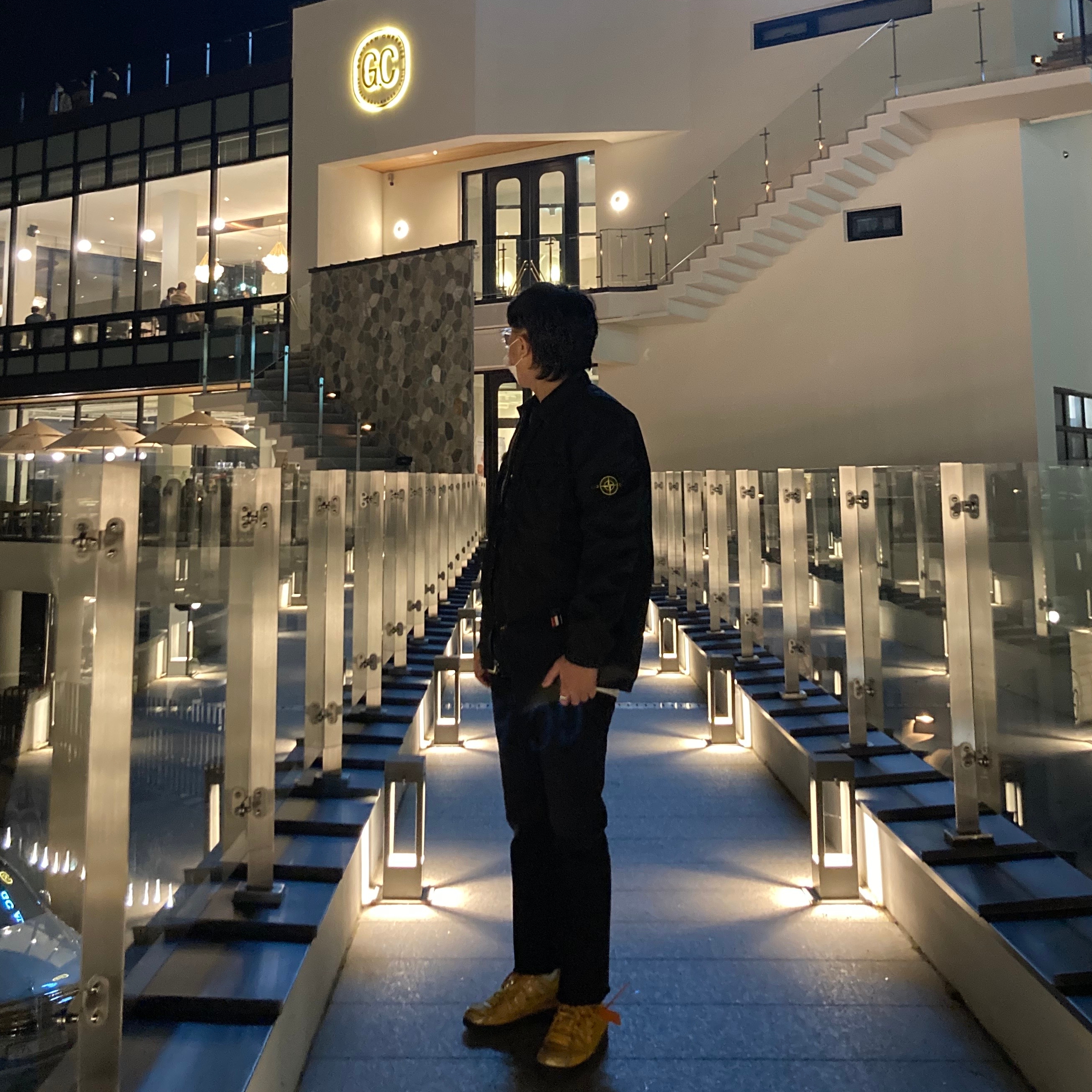 Stone Island 113WN T.CO+OLD Overshirt Black - 21FW, Nike x Off-White Air Rubber Dunk University Gold 착용 스타일