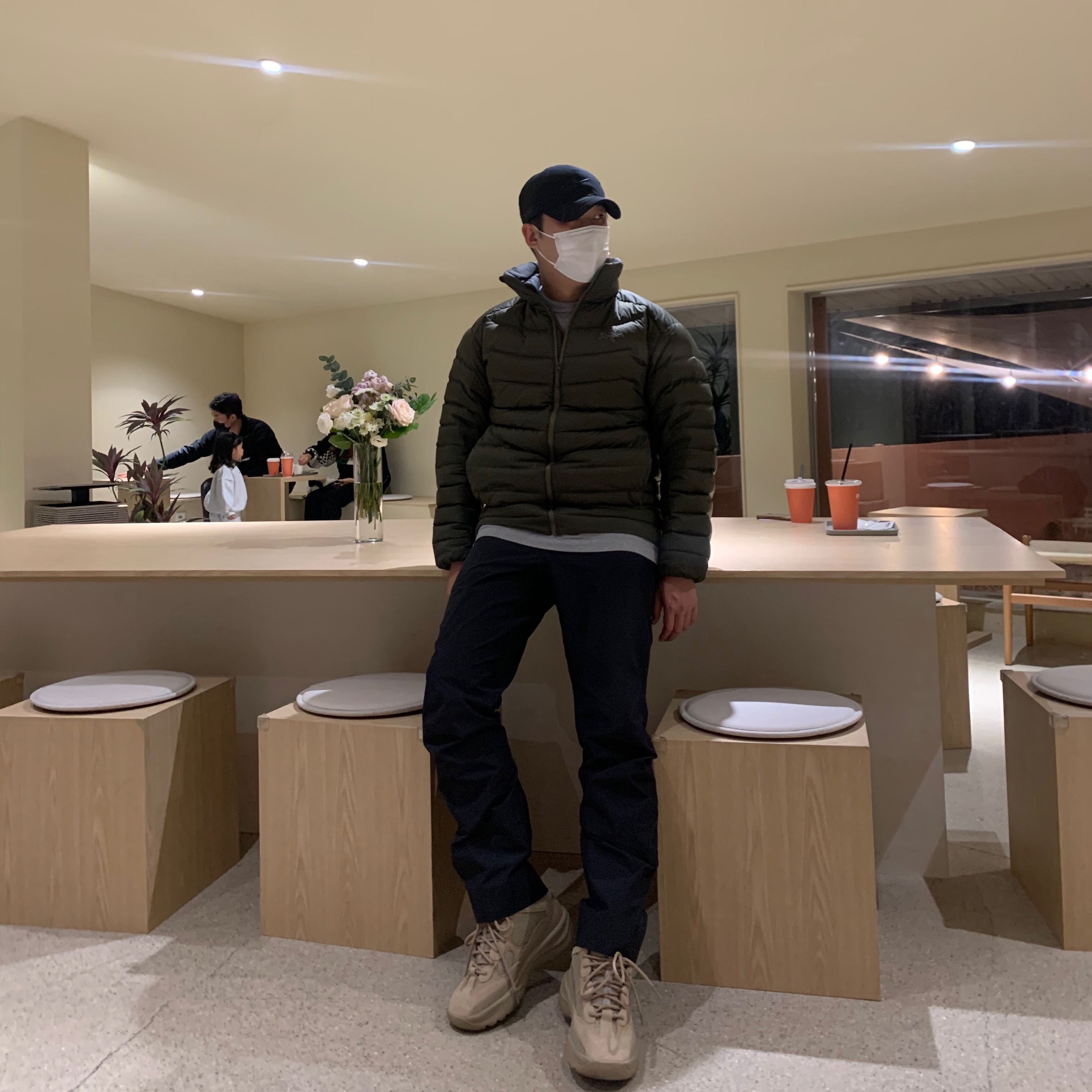 Nike x Drake Nocta NRG AU L91 Cap, Adidas Yeezy Desert Boot Rock 착용 스타일 - 1