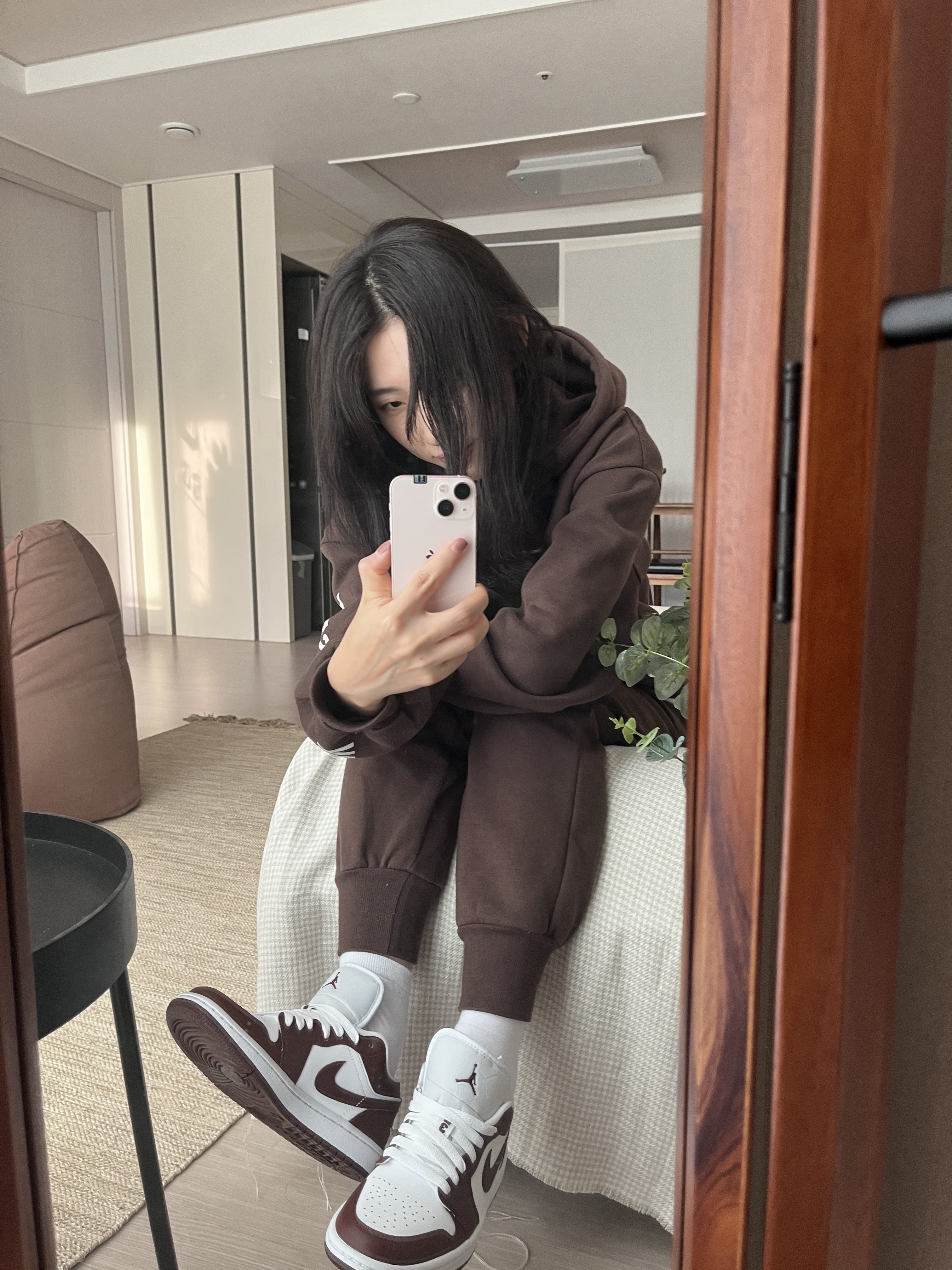 (W) Jordan 1 Low Bronze Eclipse 착용 스타일