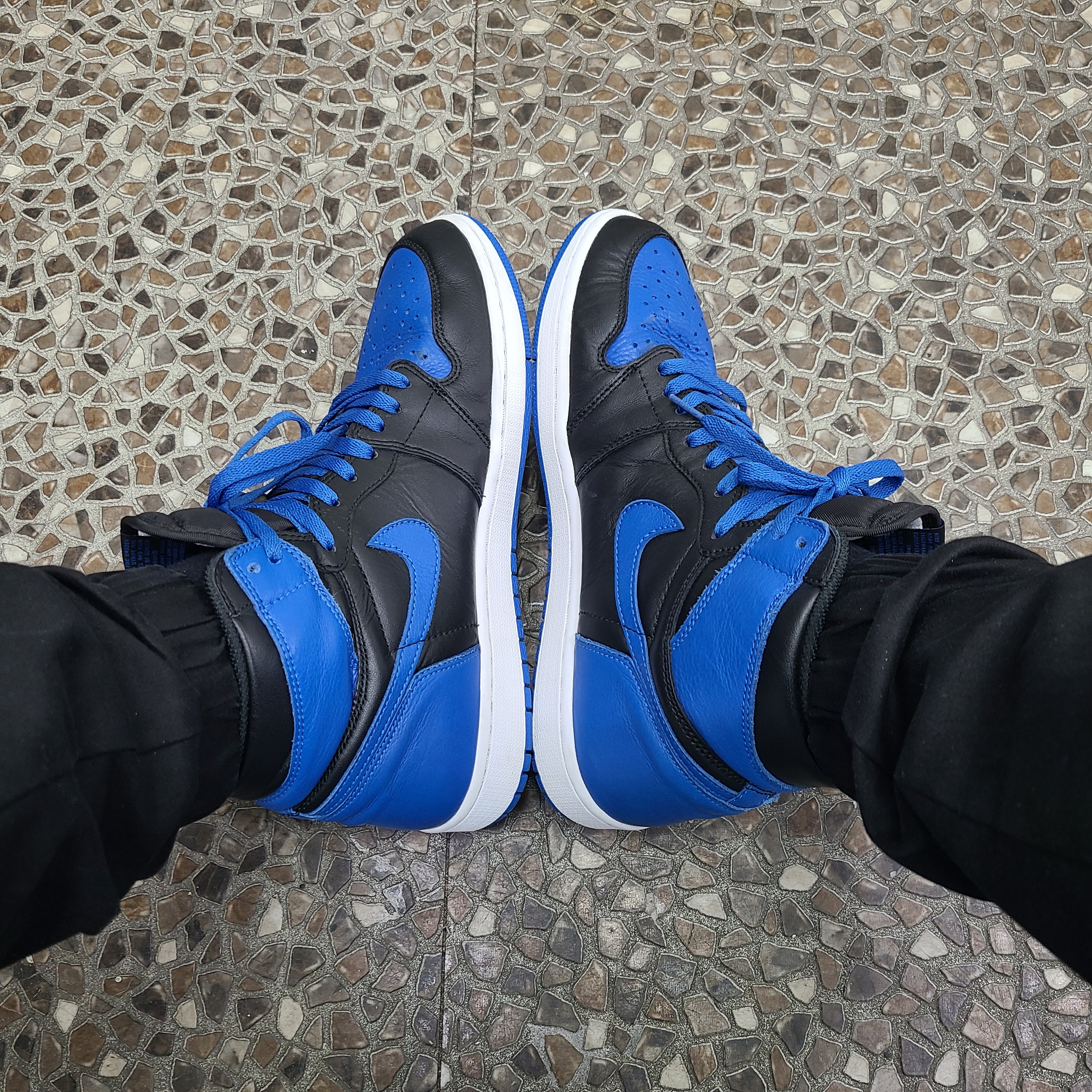 Jordan 1 Retro Royal 2017 착용 스타일 - 1