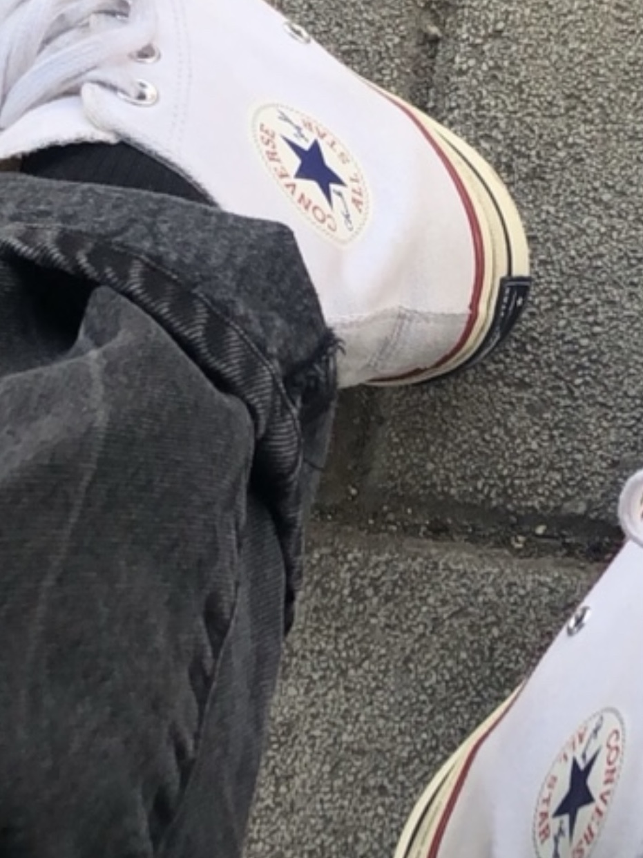 Converse Chuck Taylor All Star Hi Leather White 착용 스타일 - 1