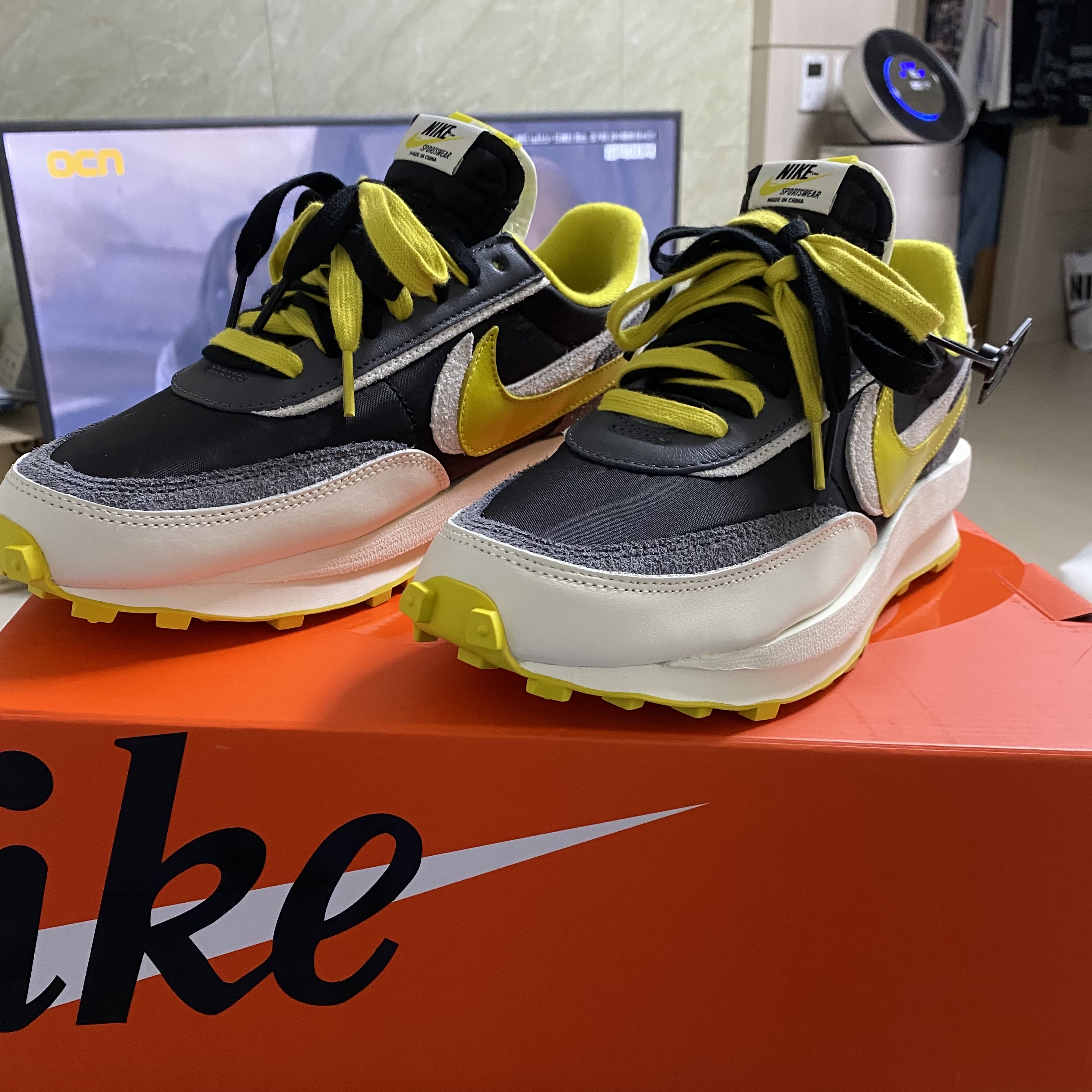 Nike x Sacai x Undercover LDWaffle Black Bright Citron 착용 스타일 - 1