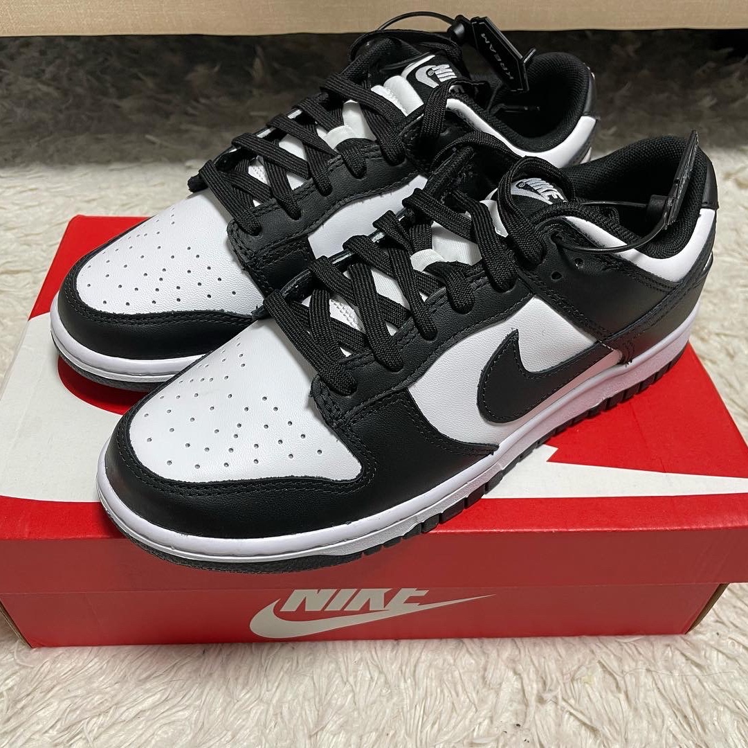 Nike Dunk Low Retro Black 착용 스타일 - 2