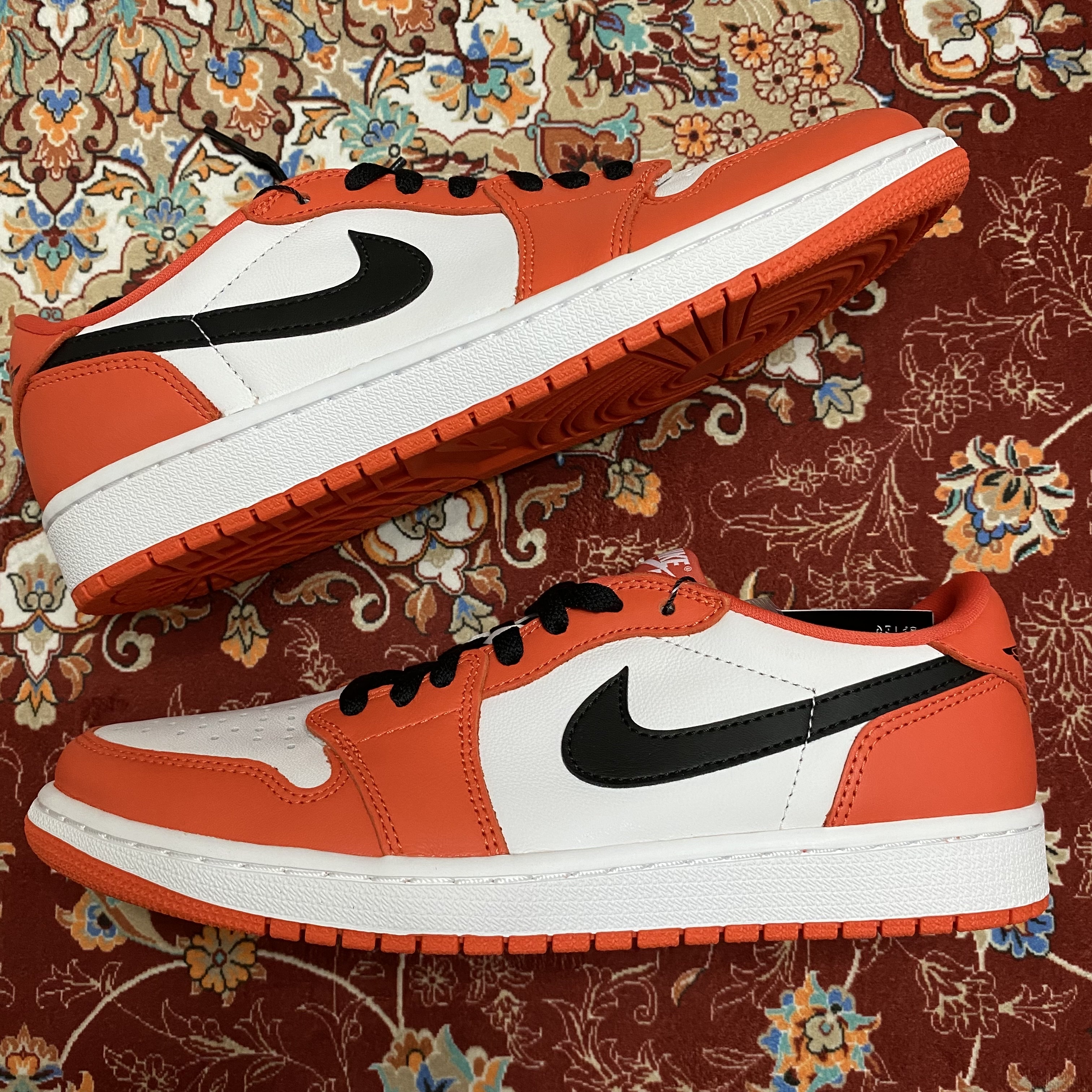 Jordan 1 Low OG Starfish 착용 스타일 - 1