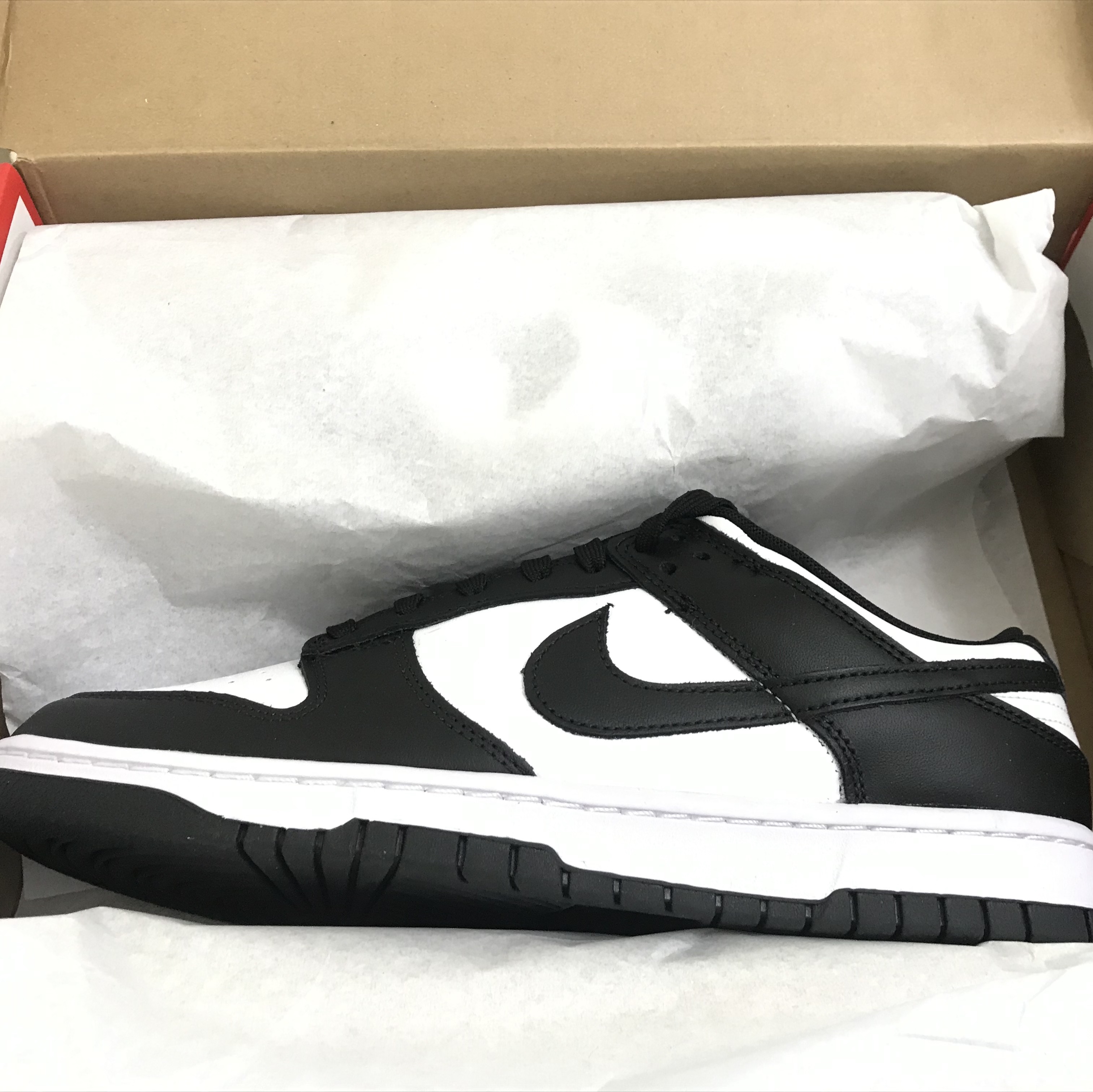 Nike Dunk Low Retro Black 착용 스타일 - 2