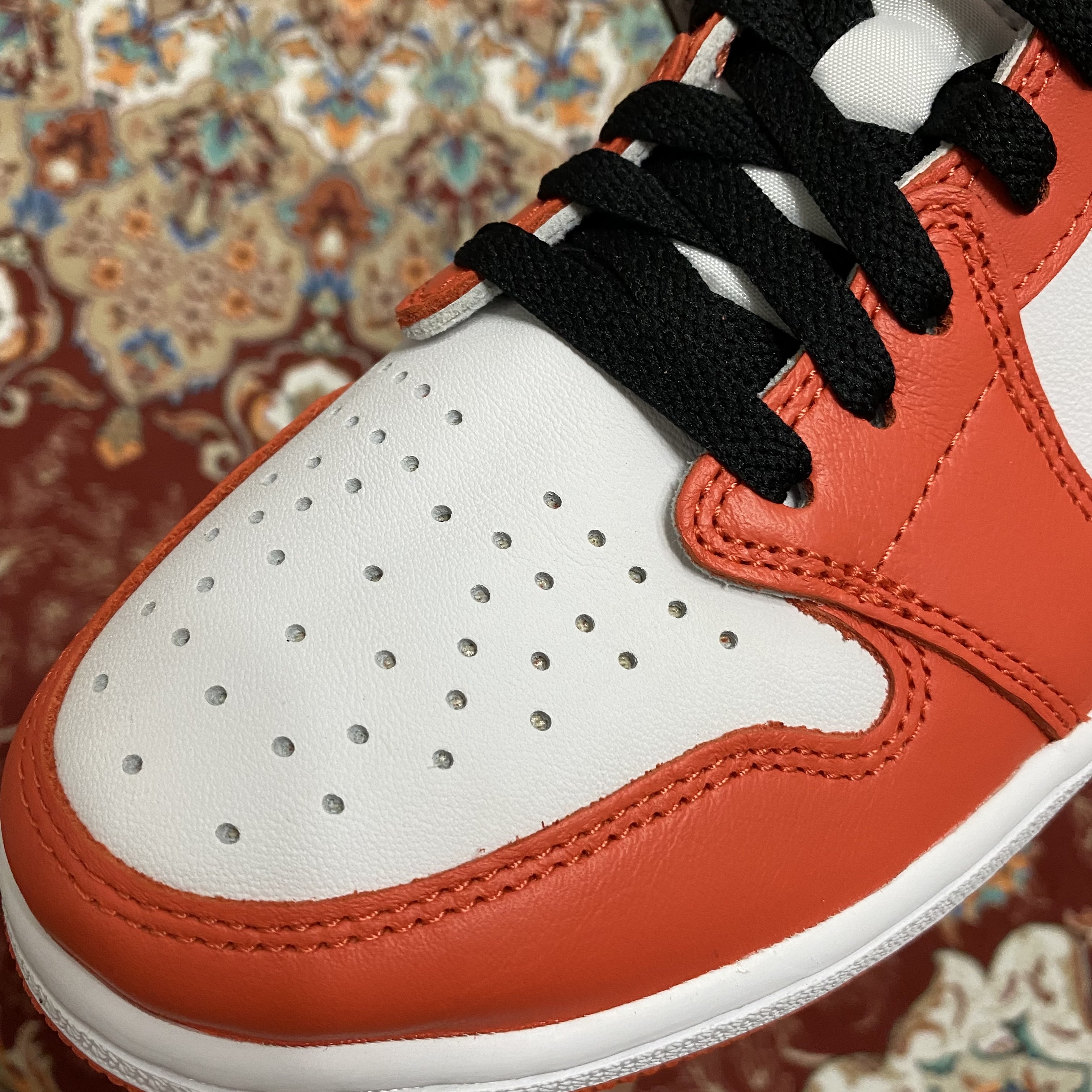 Jordan 1 Low OG Starfish 착용 스타일 - 3