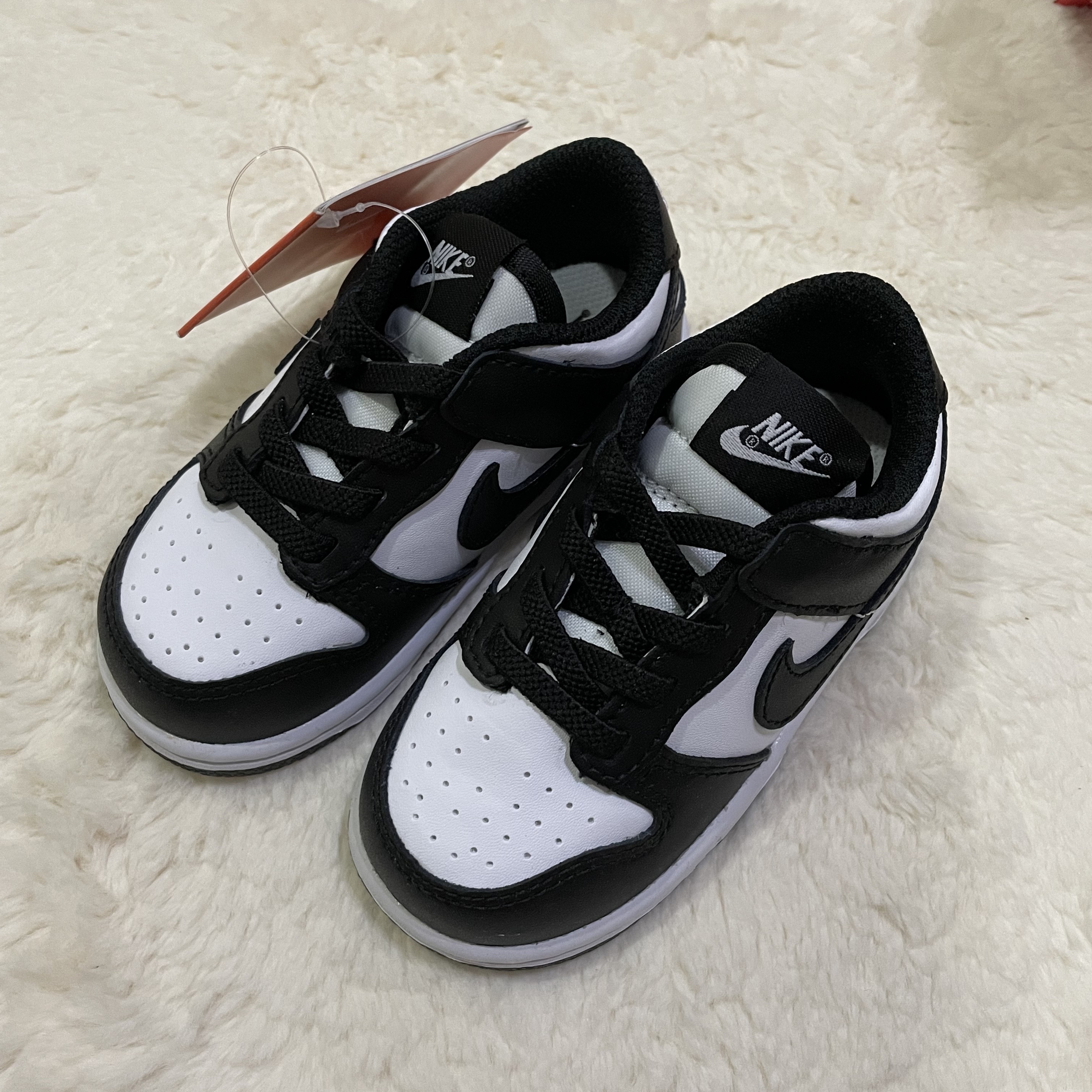 (TD) Nike Dunk Low Black 착용 스타일 - 1