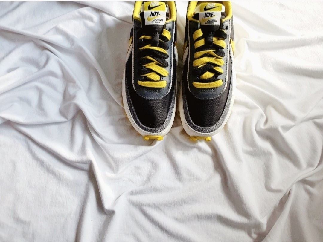 Nike x Sacai x Undercover LDWaffle Black Bright Citron 착용 스타일 - 4