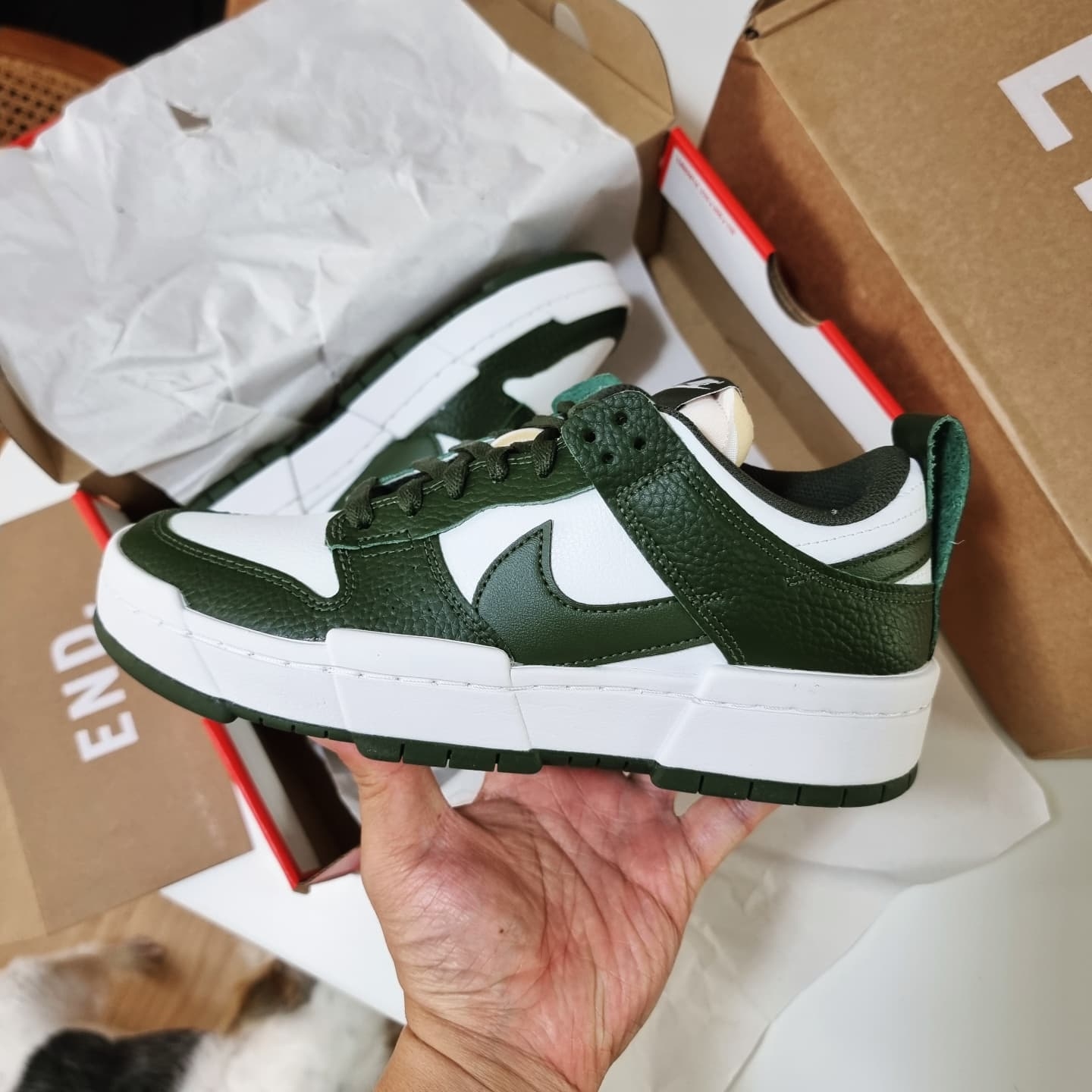 (W) Nike Dunk Low Disrupt Carbon Green 착용 스타일 - 3
