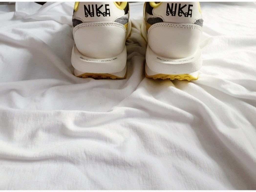Nike x Sacai x Undercover LDWaffle Black Bright Citron 착용 스타일 - 5