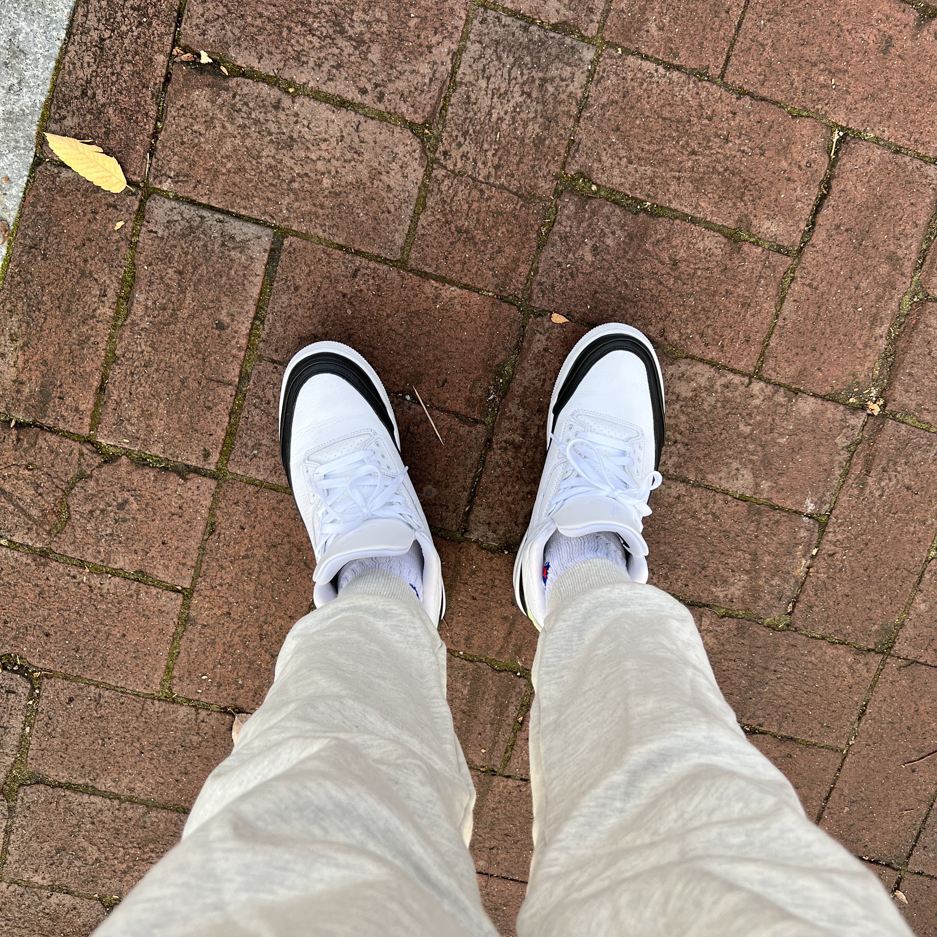 Jordan 3 x Fragment Retro SP White Black 착용 스타일 - 3
