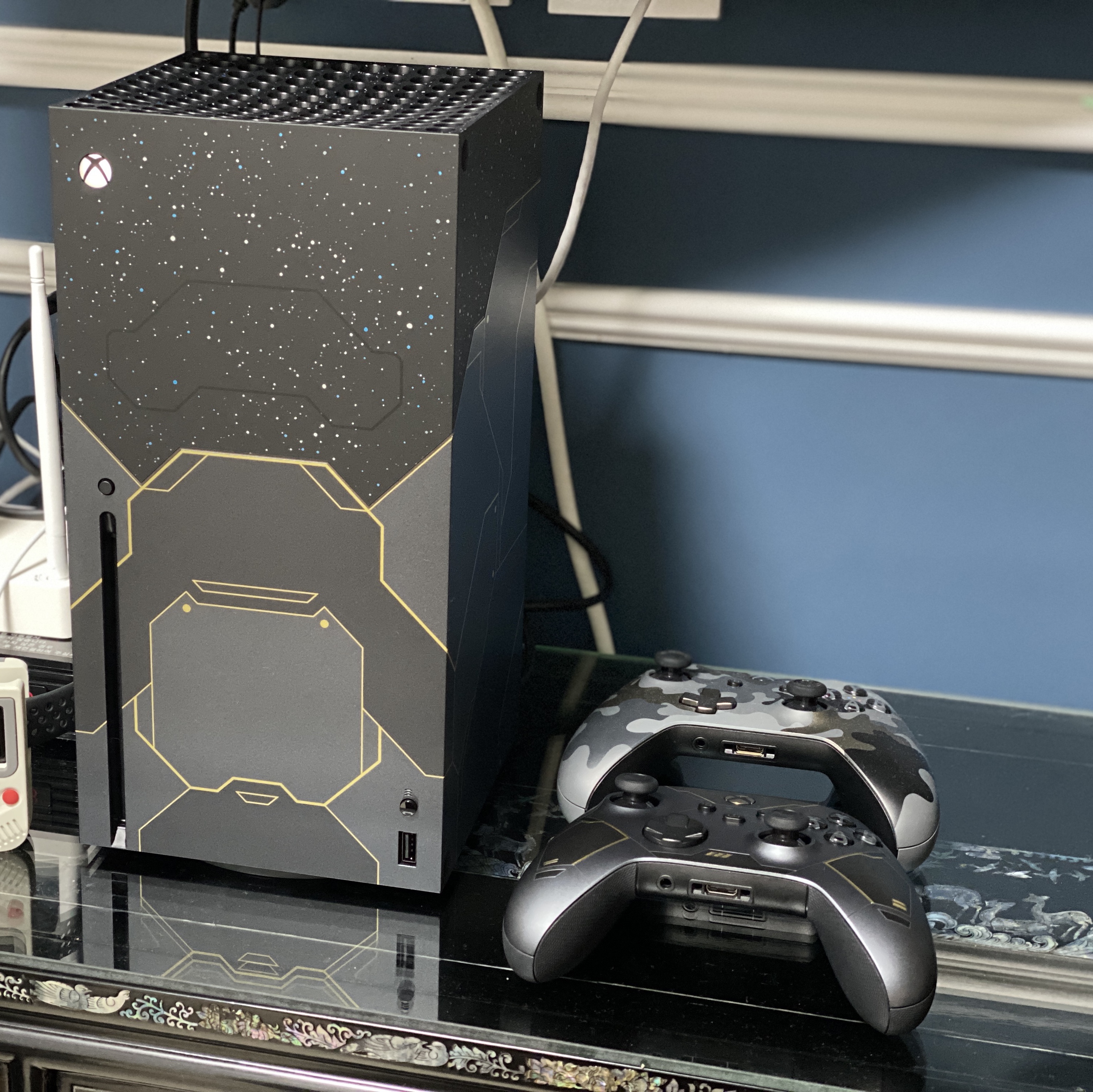 Xbox Series X Halo Infinite Limited Edition Bundle (220V) 착용 스타일 - 1
