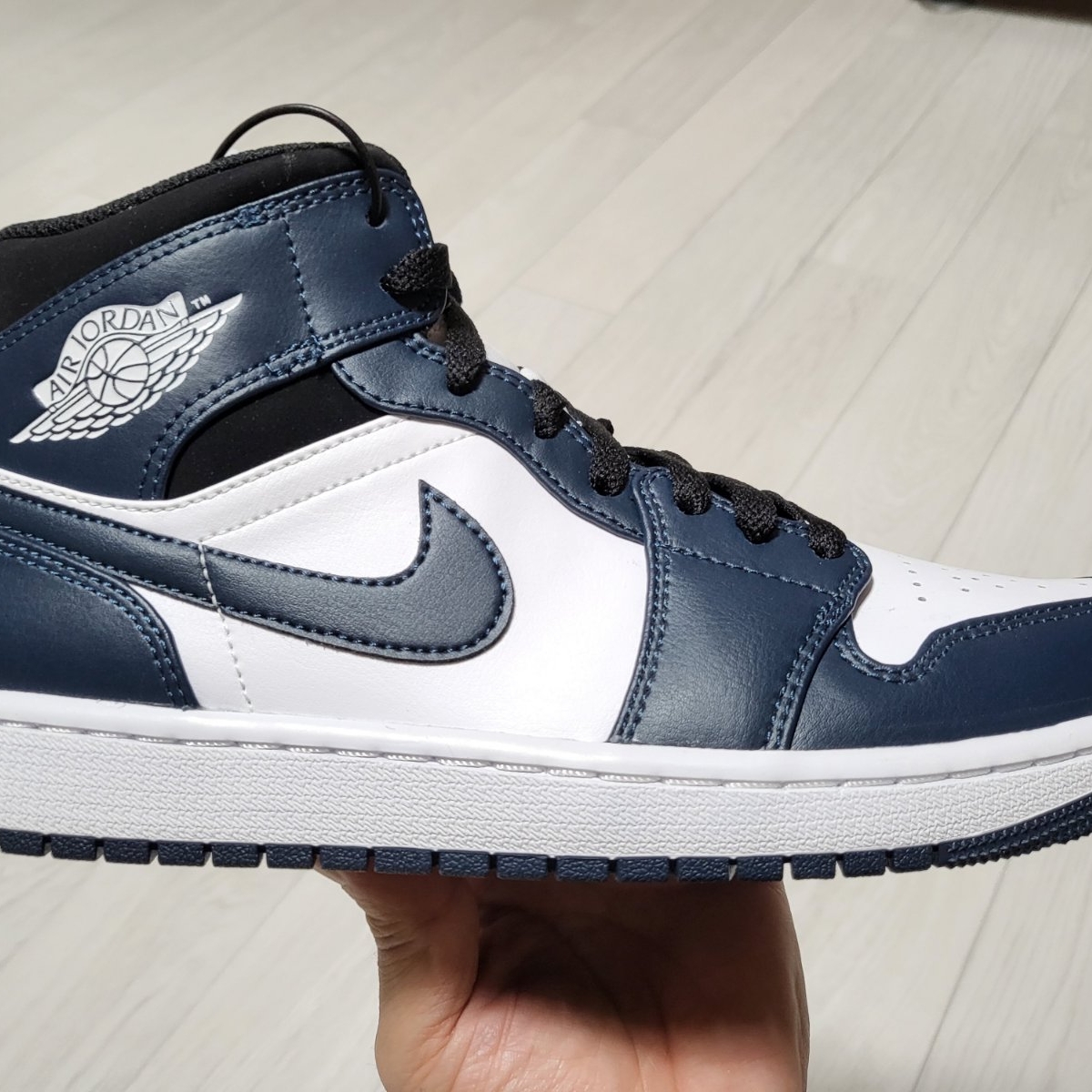 Jordan 1 Mid Dark Teal 착용 스타일 - 4
