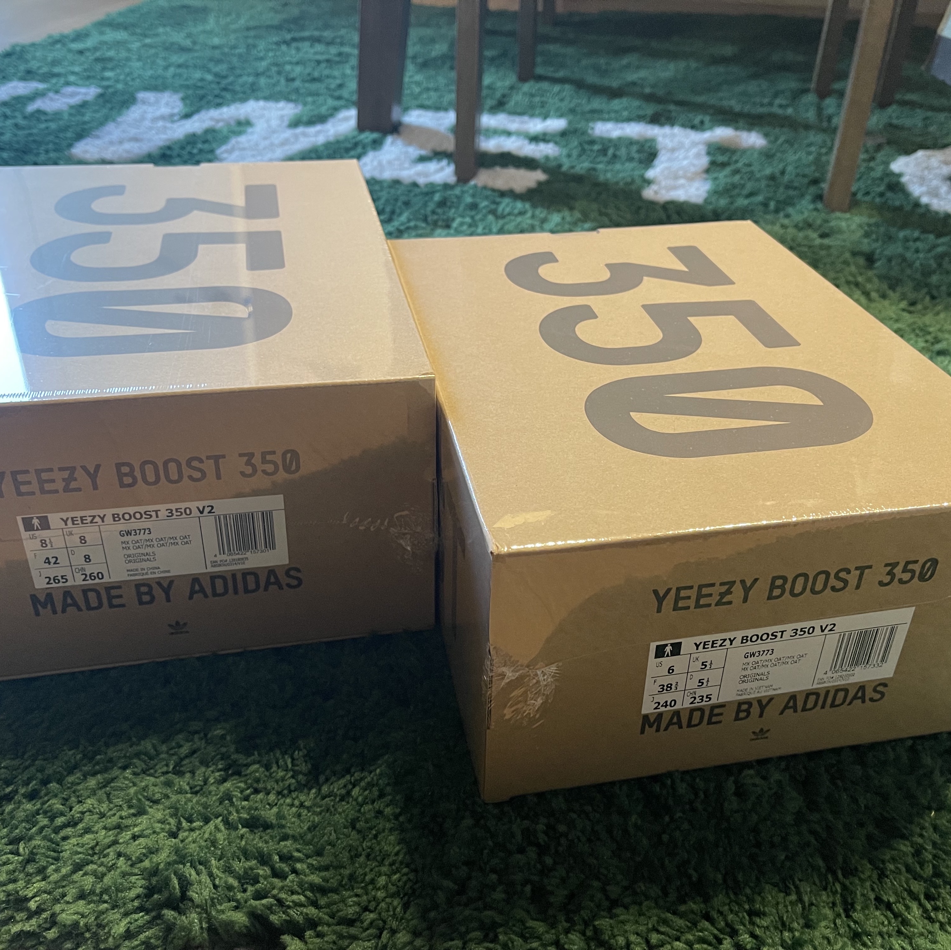 Adidas Yeezy Boost 350 V2 MX Oat 착용 스타일 - 3