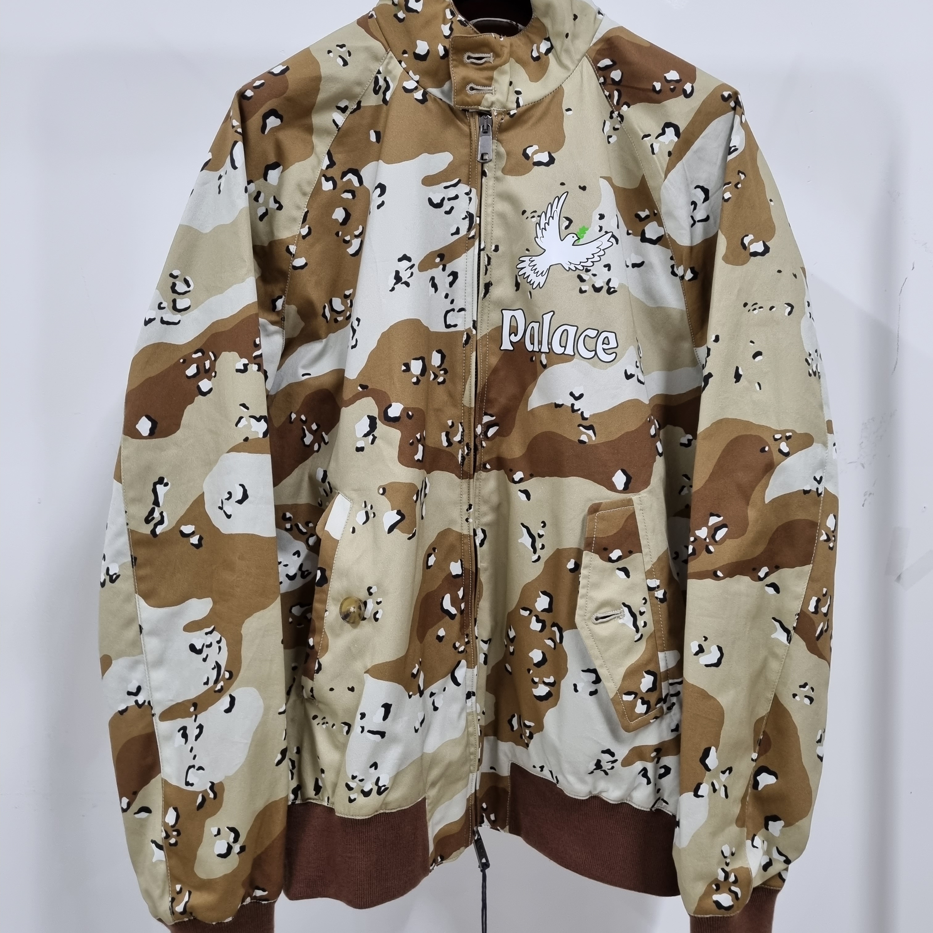 Palace x Baracuta G9 Jacket Desert Camo - 21FW 착용 스타일 - 1