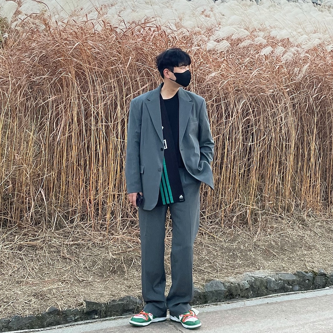 Nike x Off-White Dunk Low Pine Green 착용 스타일