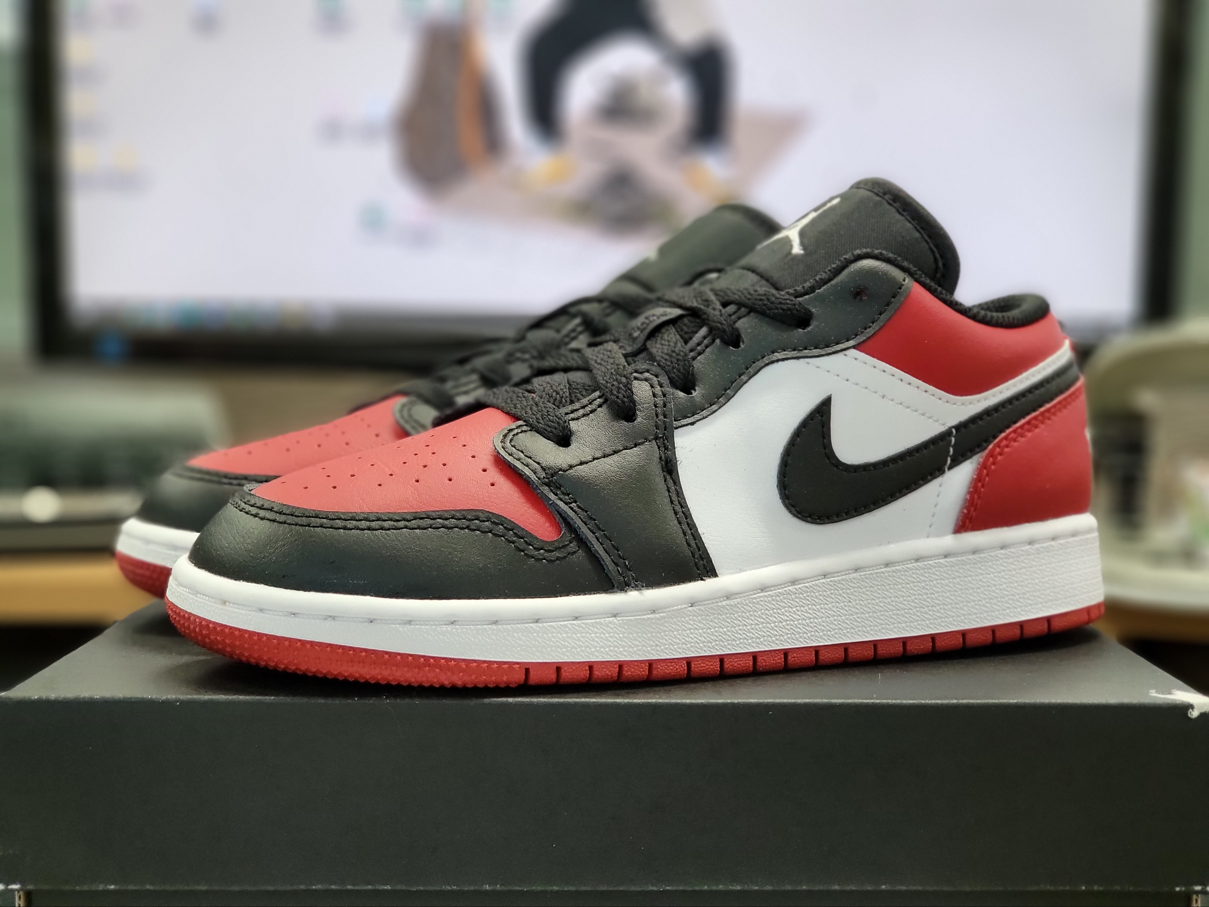 (GS) Jordan 1 Low Bred Toe 착용 스타일