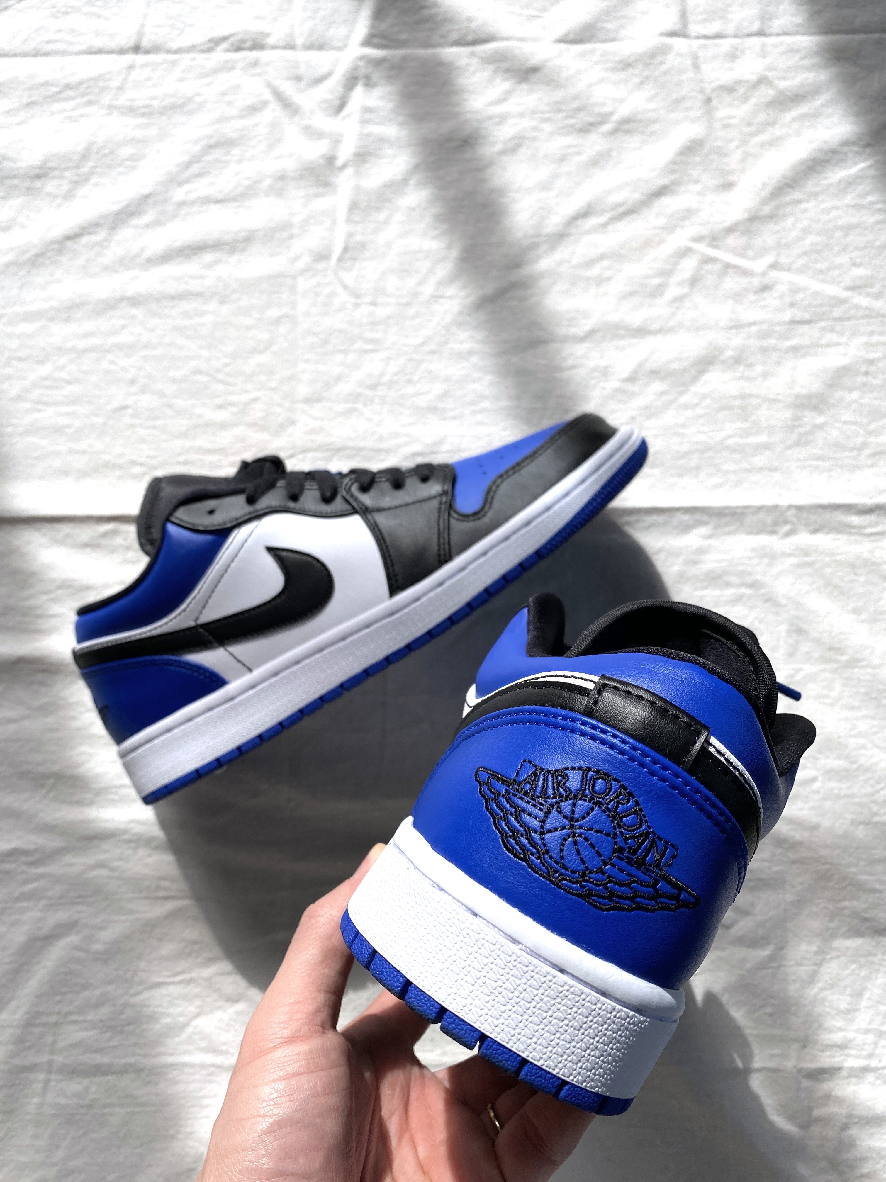 Jordan 1 Low Royal Toe 착용 스타일 - 1