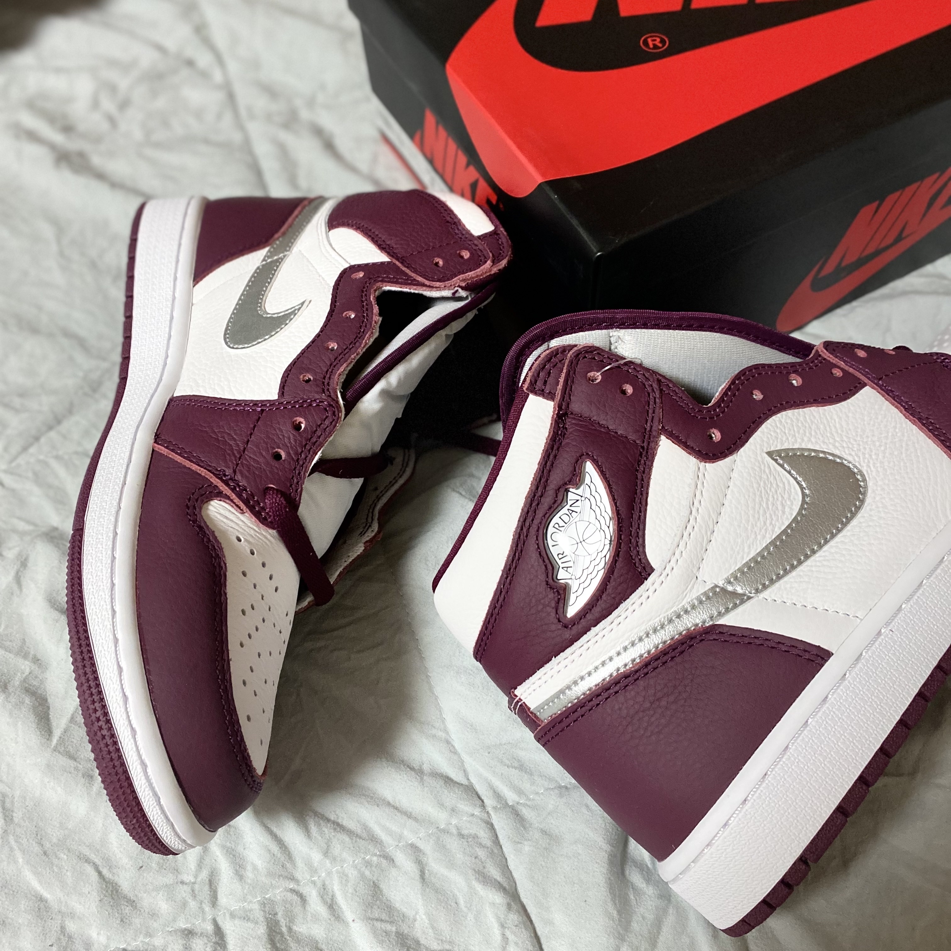 Jordan 1 Retro High OG Bordeaux 착용 스타일
