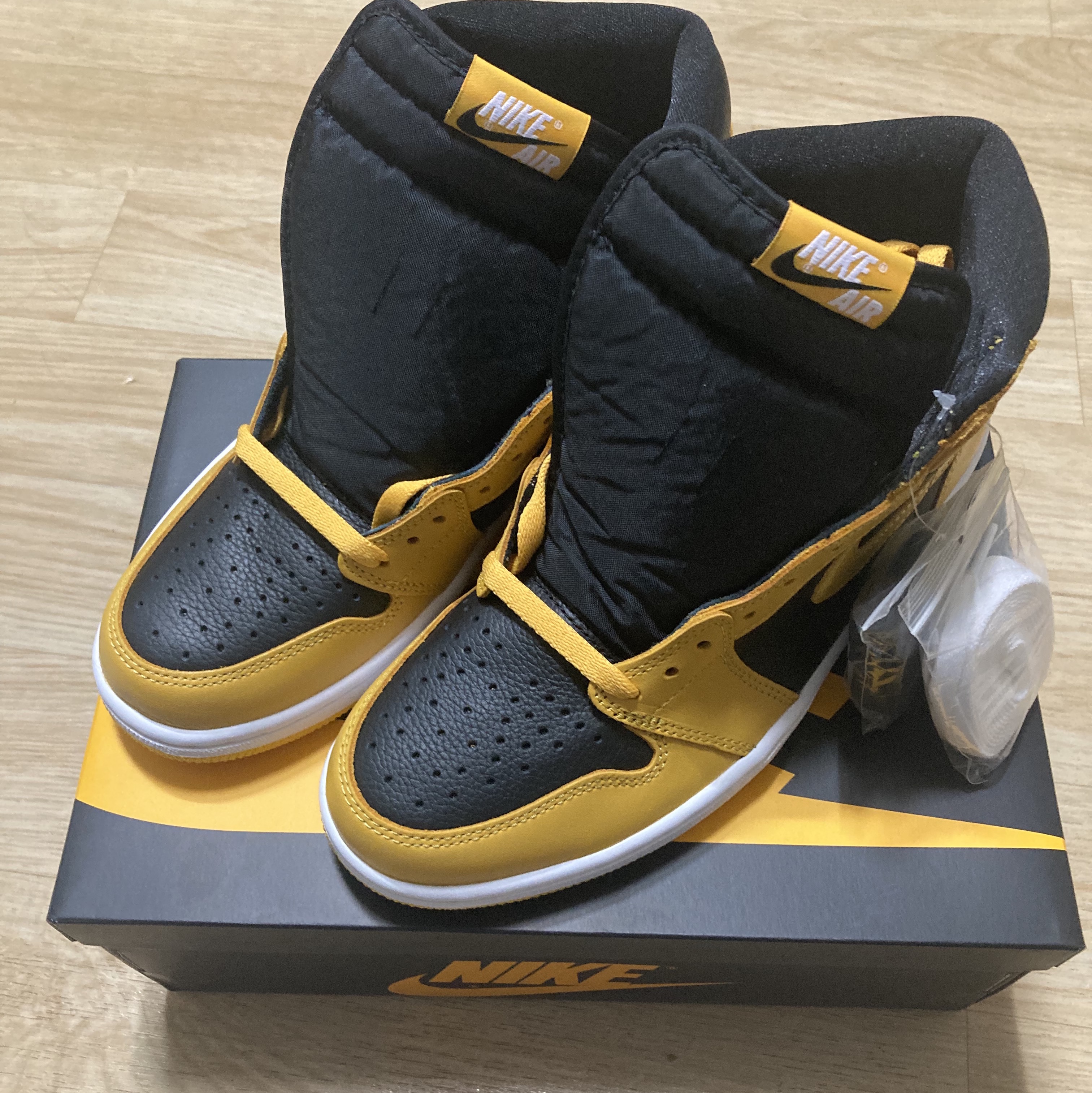 Jordan 1 Retro High OG Pollen 착용 스타일