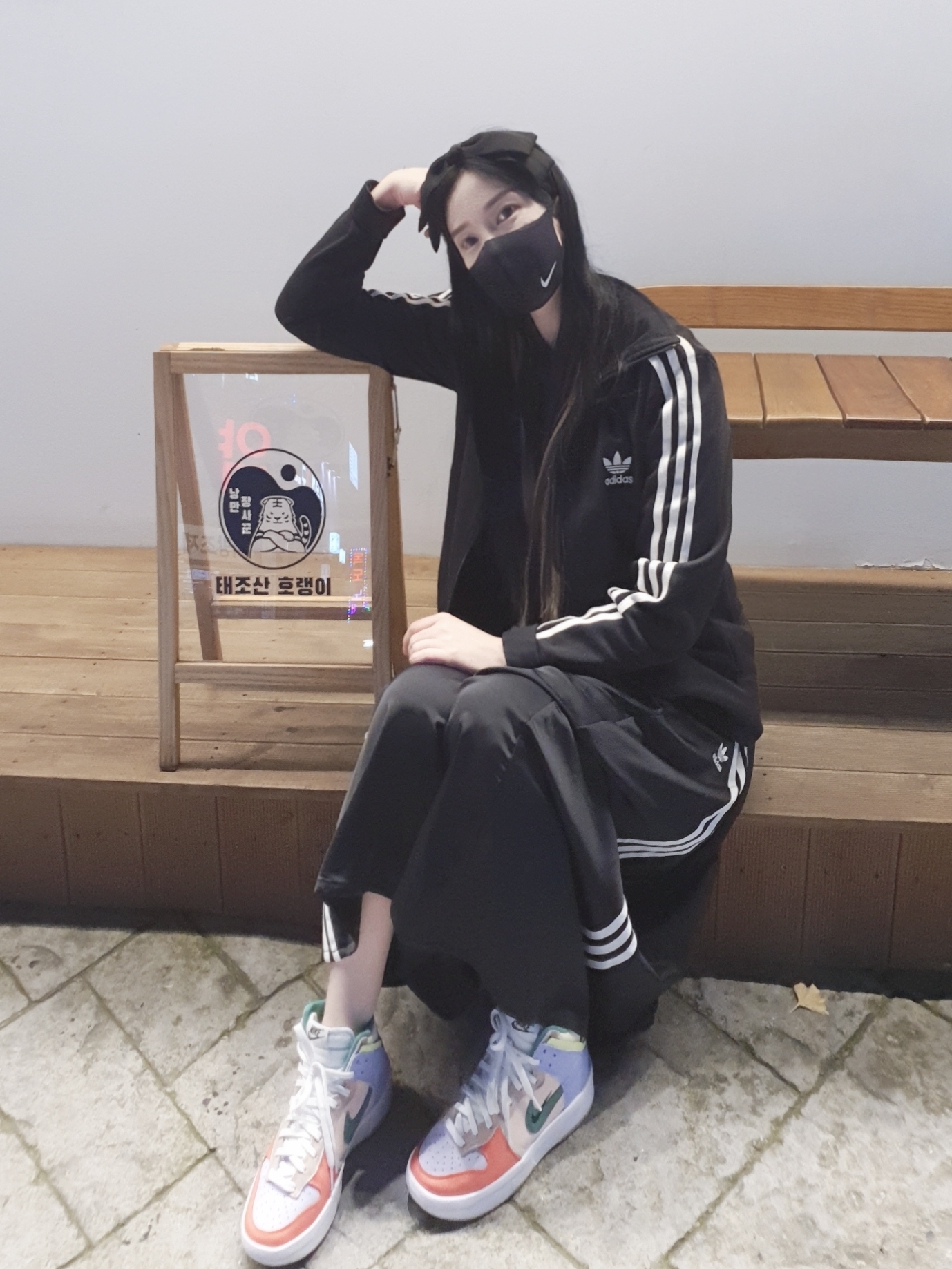 (W) Nike Dunk High Up Pastels, Adidas Adicolor Classic Beckenbauer Track Top Black - KR Sizing 착용 스타일 - 1
