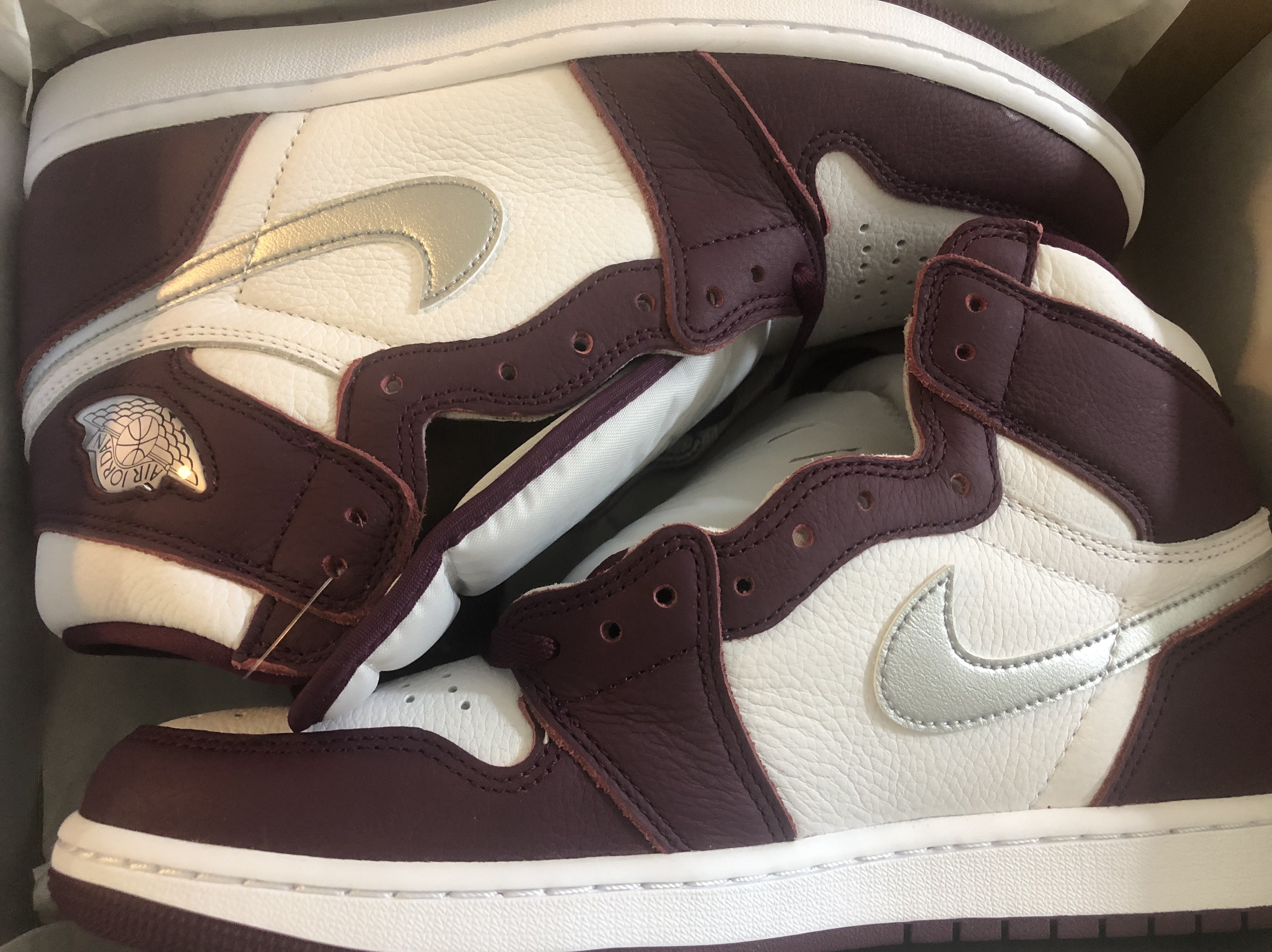 Jordan 1 Retro High OG Bordeaux 착용 스타일