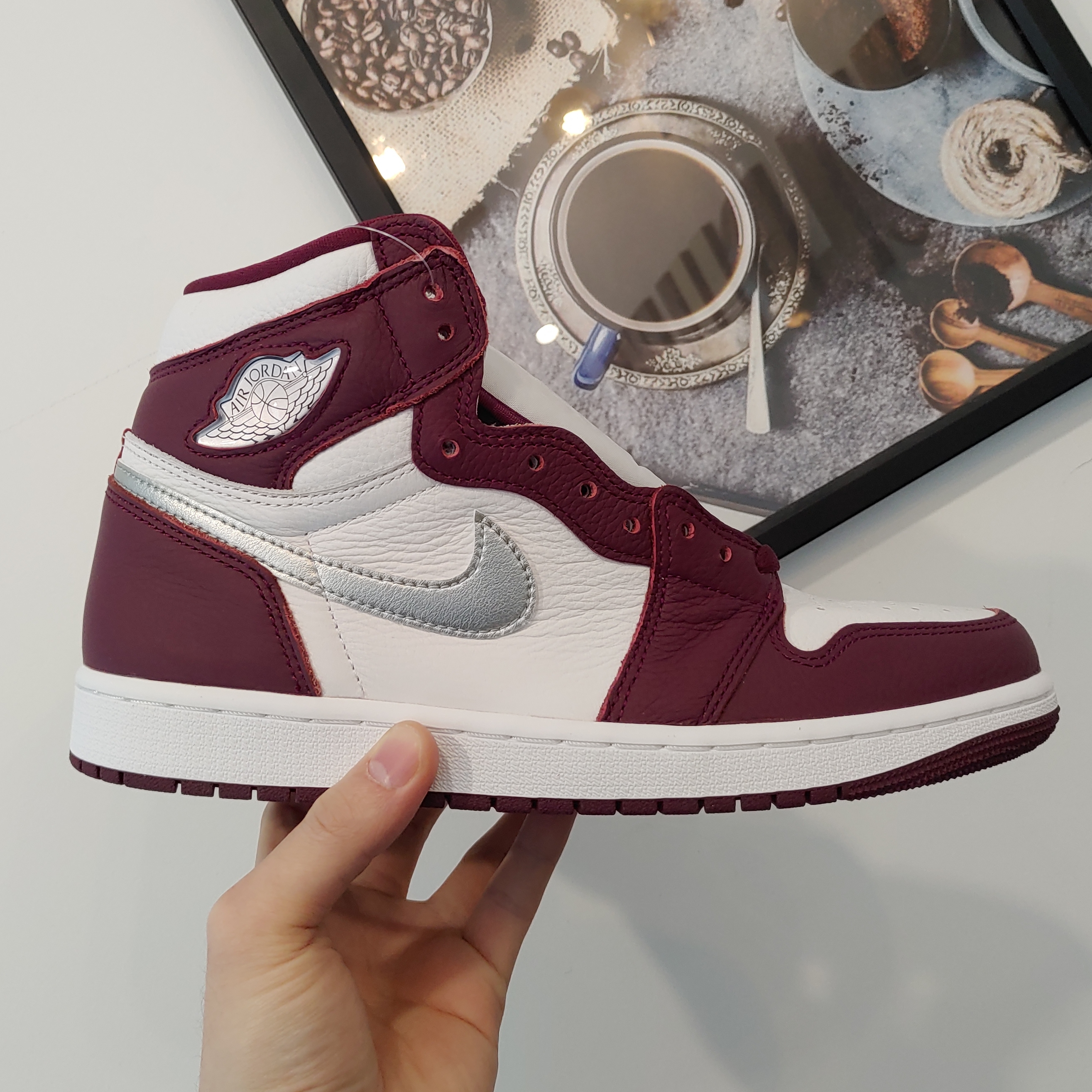 Jordan 1 Retro High OG Bordeaux 착용 스타일
