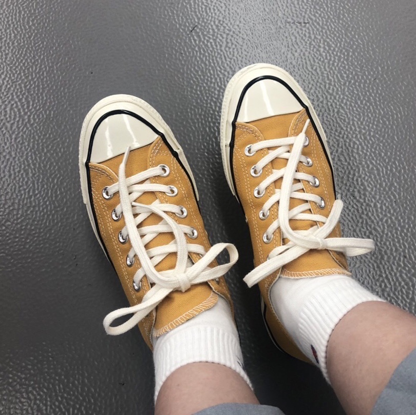 Converse Chuck 70 Ox Vintage Canvas Sunflower, Nike NSW Big Swoosh Woven Jacket Black - Asia 착용 스타일 - 2