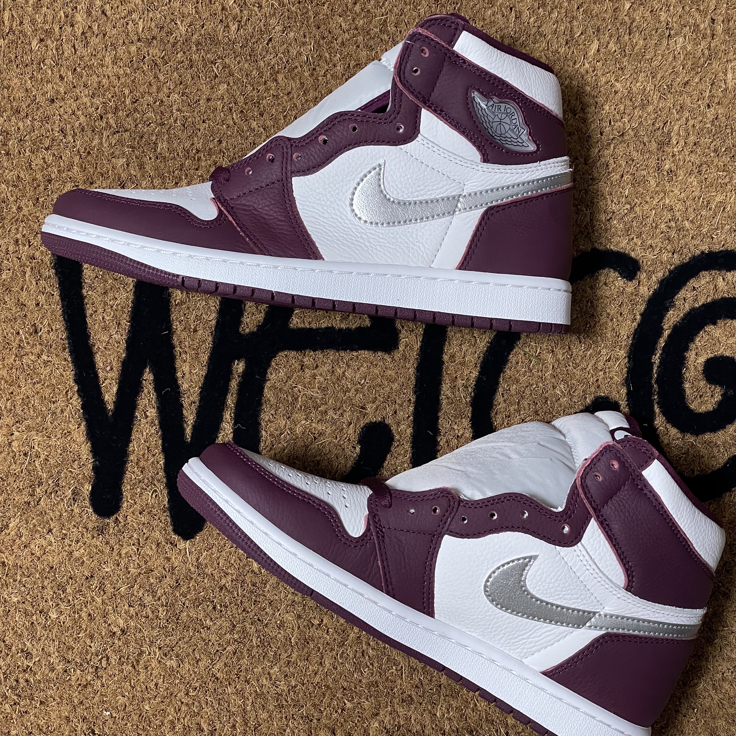 Jordan 1 Retro High OG Bordeaux 착용 스타일