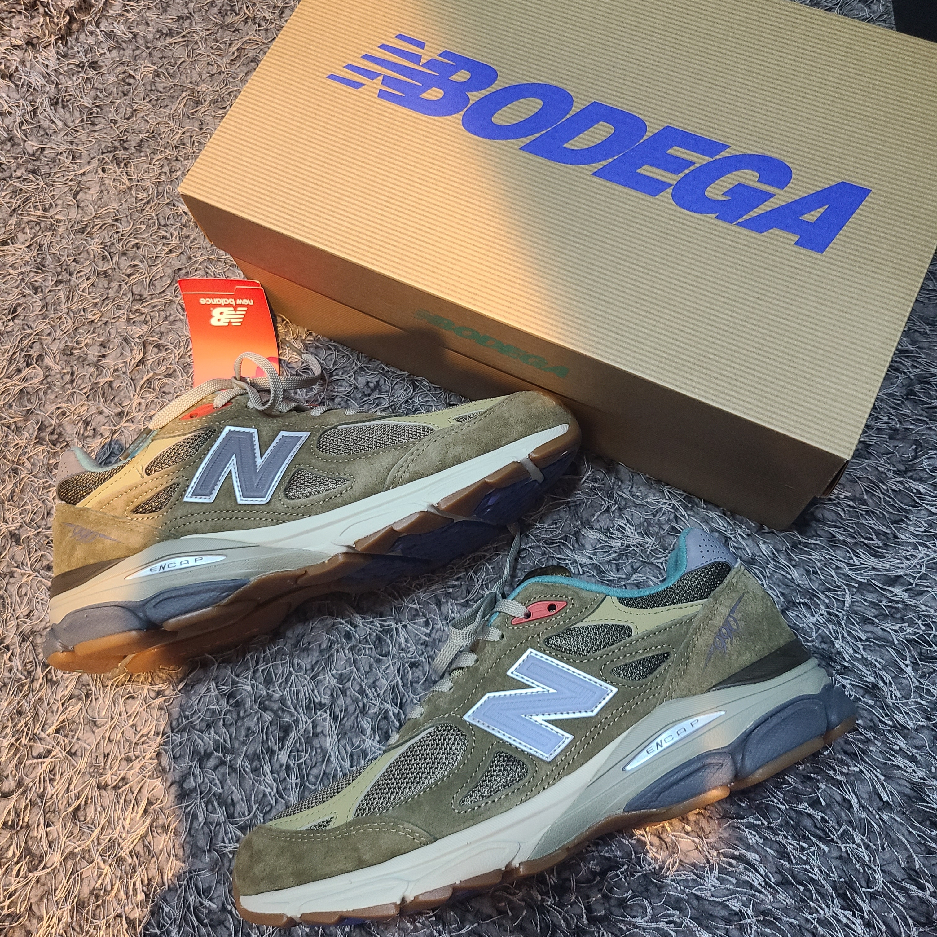 New Balance x Bodega 990v3 Anniversary 착용 스타일