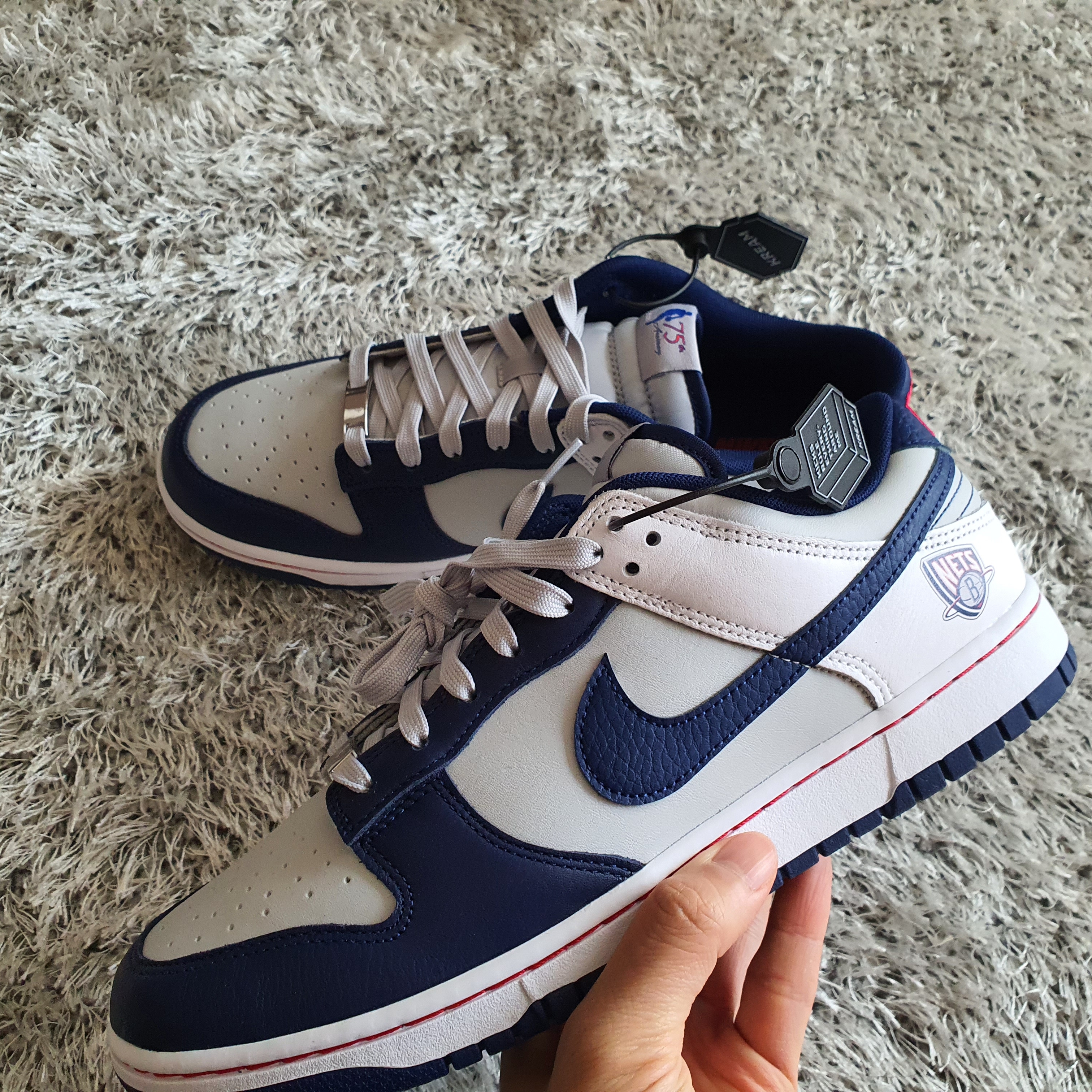 Nike x NBA Dunk Low Retro EMB Nets 착용 스타일 - 2