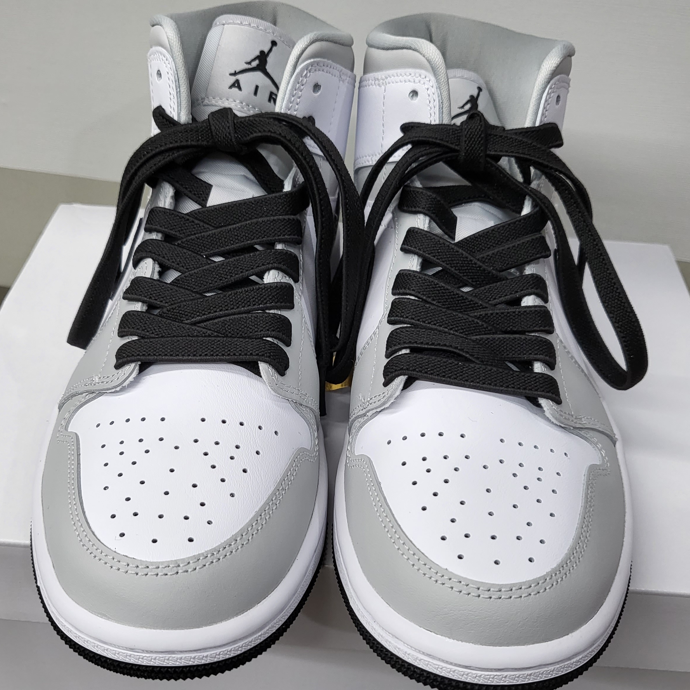 (W) Jordan 1 Mid Grey Fog 착용 스타일 - 1