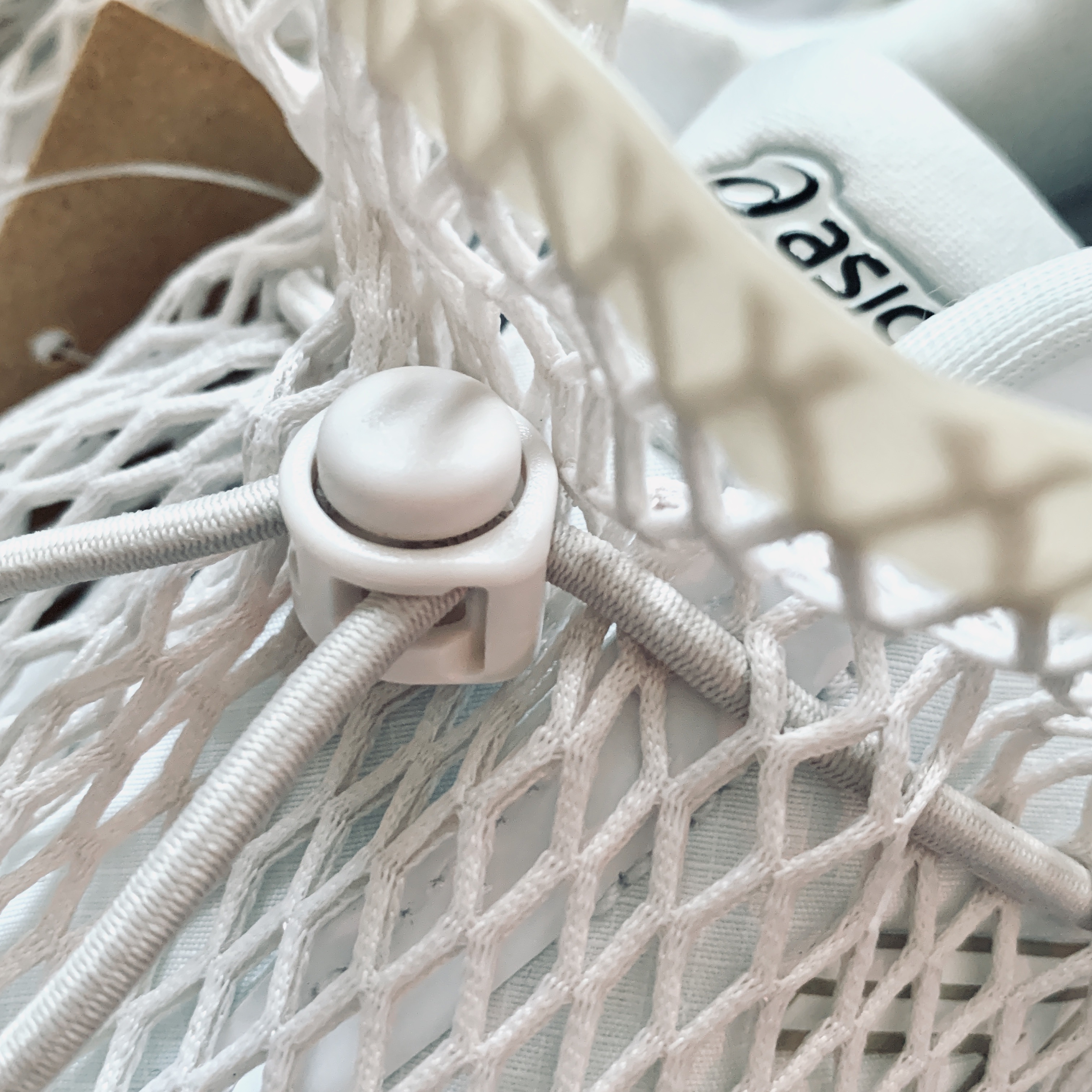 Asics x Vivienne Westwood Gel-Kayano 26 Birch White 착용 스타일 - 2