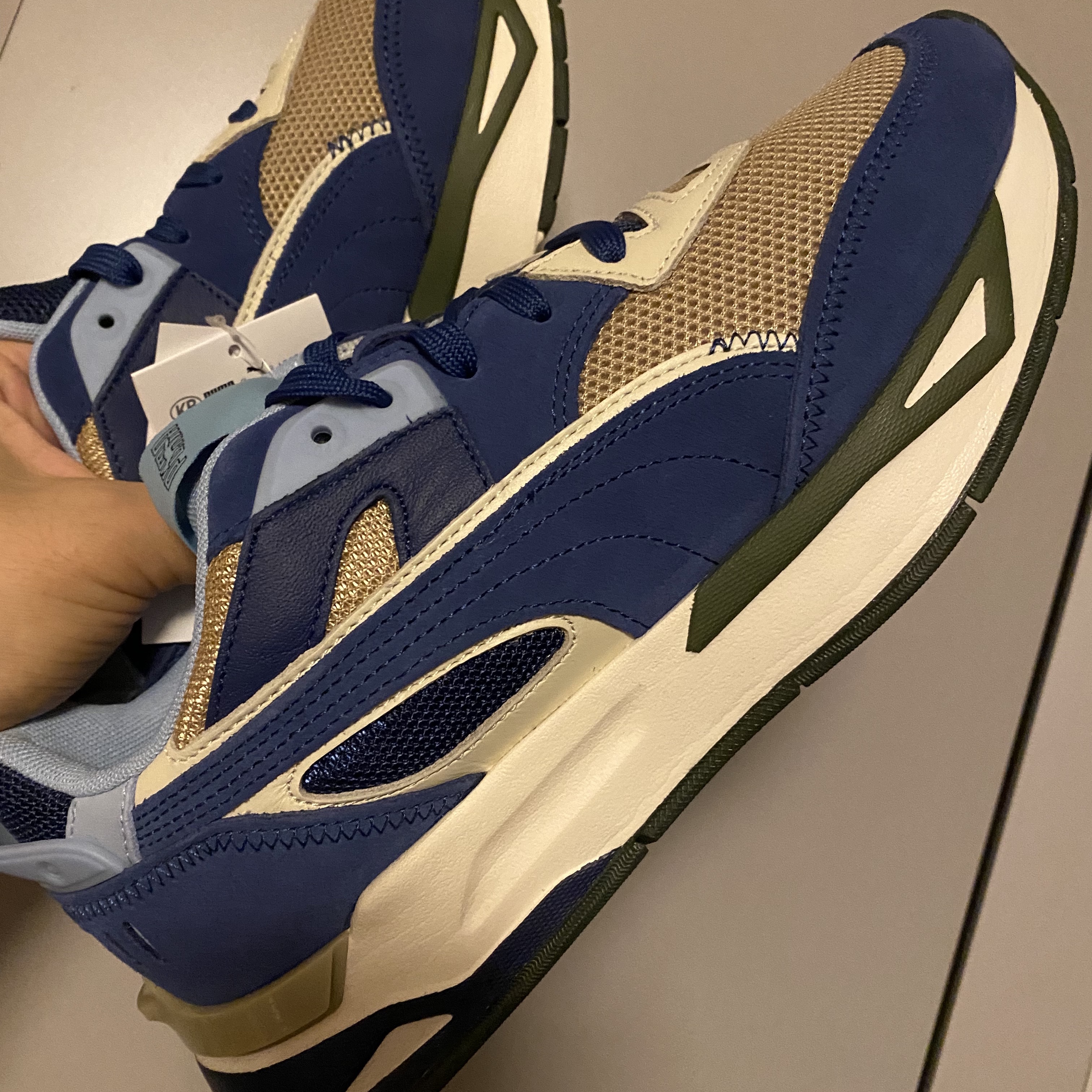 Puma x Maison Kitsune Mirage Blue Depths 착용 스타일